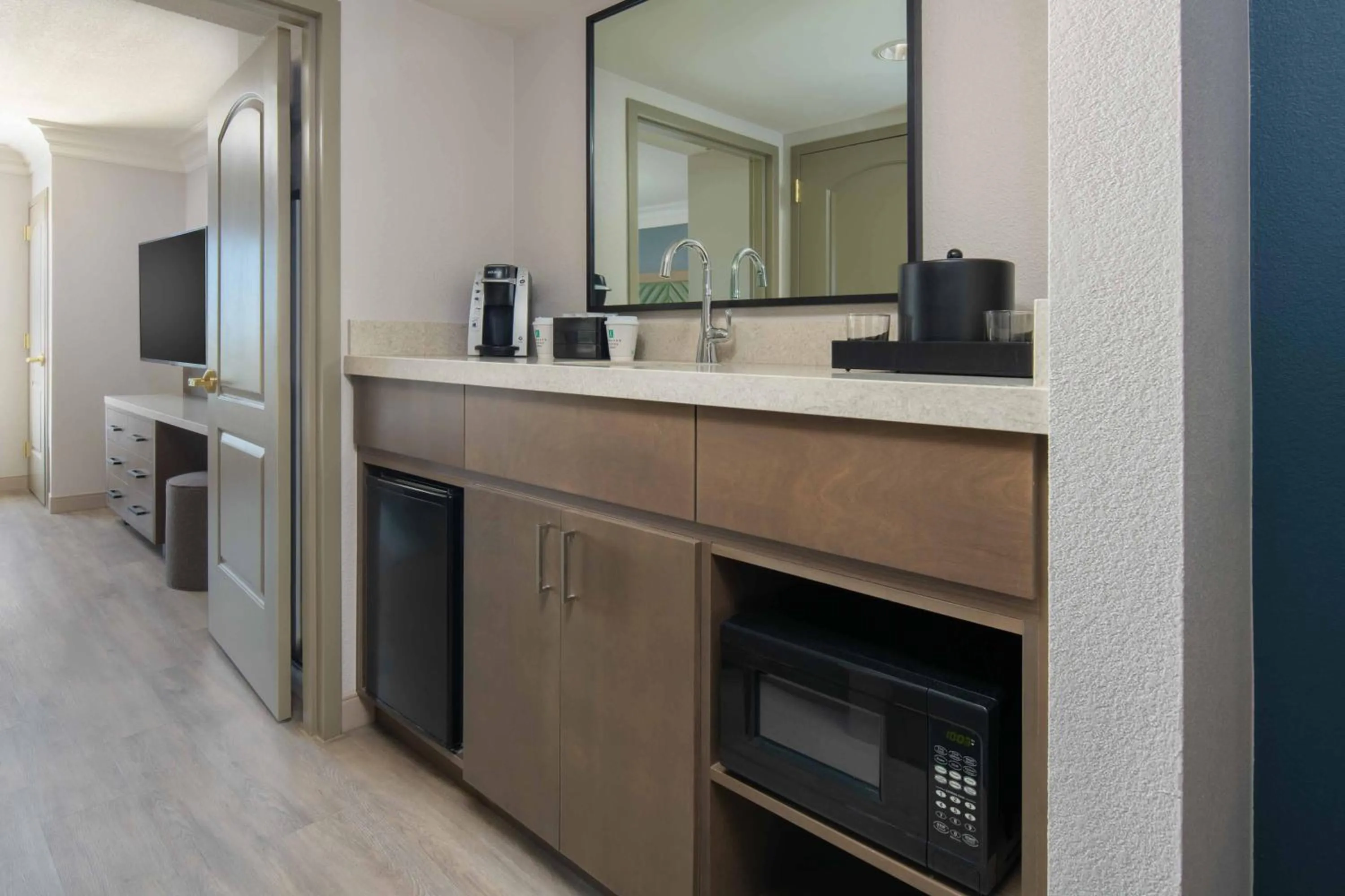 Two-Room King Suite with City View in Embassy Suites by Hilton Sacramento Riverfront Promenade