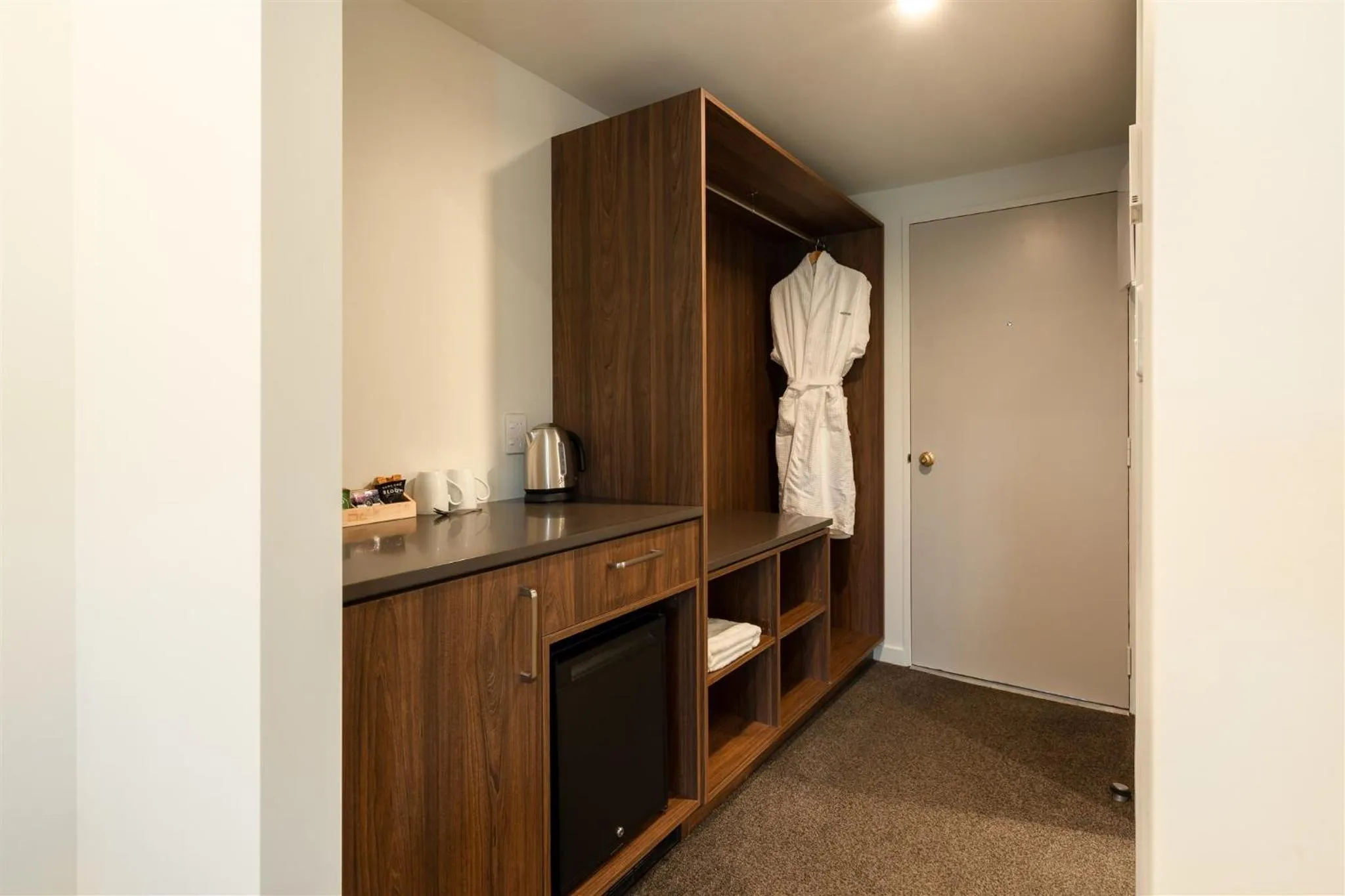 Premium Apartment in Edgewater Hotel