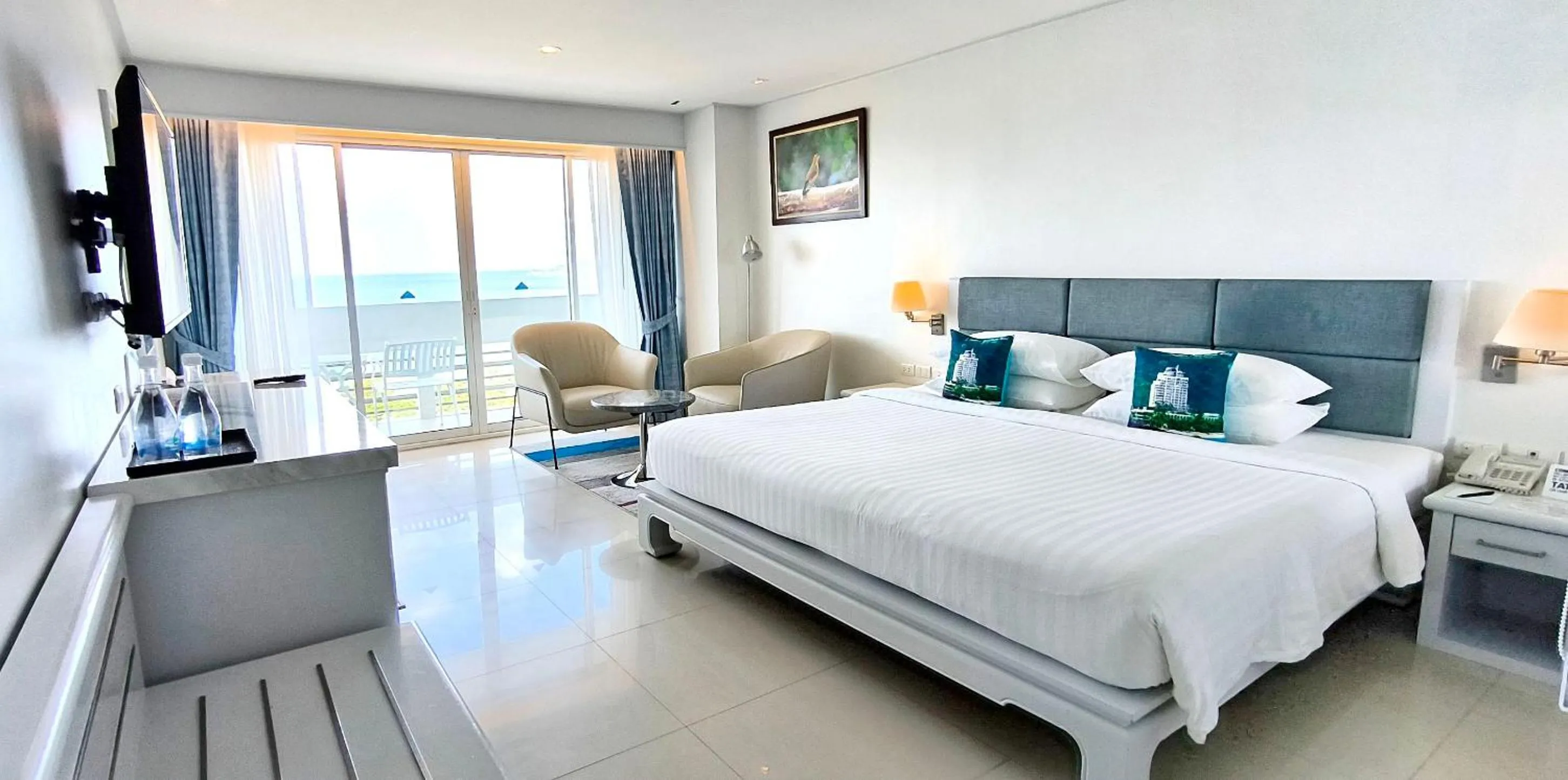 Deluxe Sea View in Andaman Beach Suites Hotel, Patong Phuket
