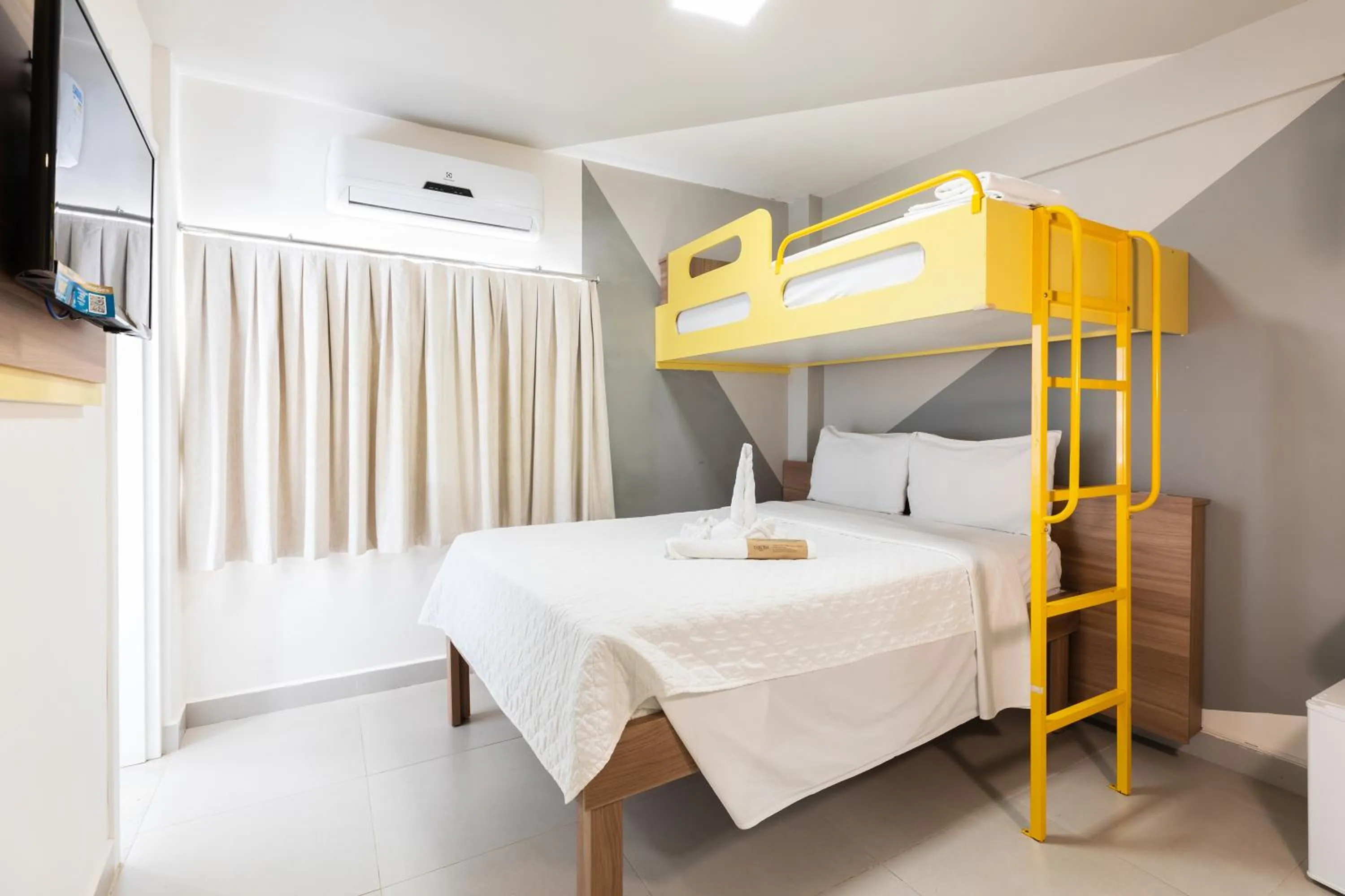 Triple Room - single occupancy in Tarobá Express