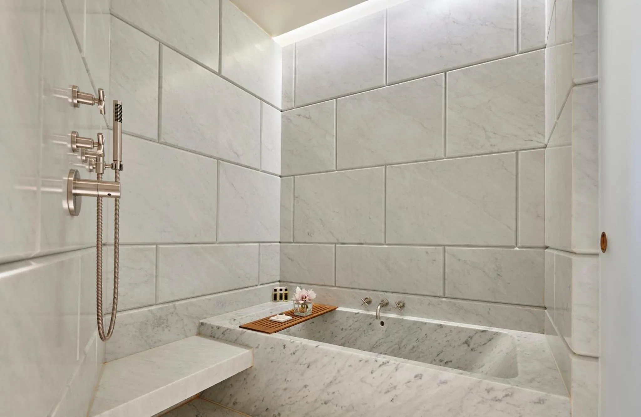 Deluxe Suite in Hotel Cafe Royal