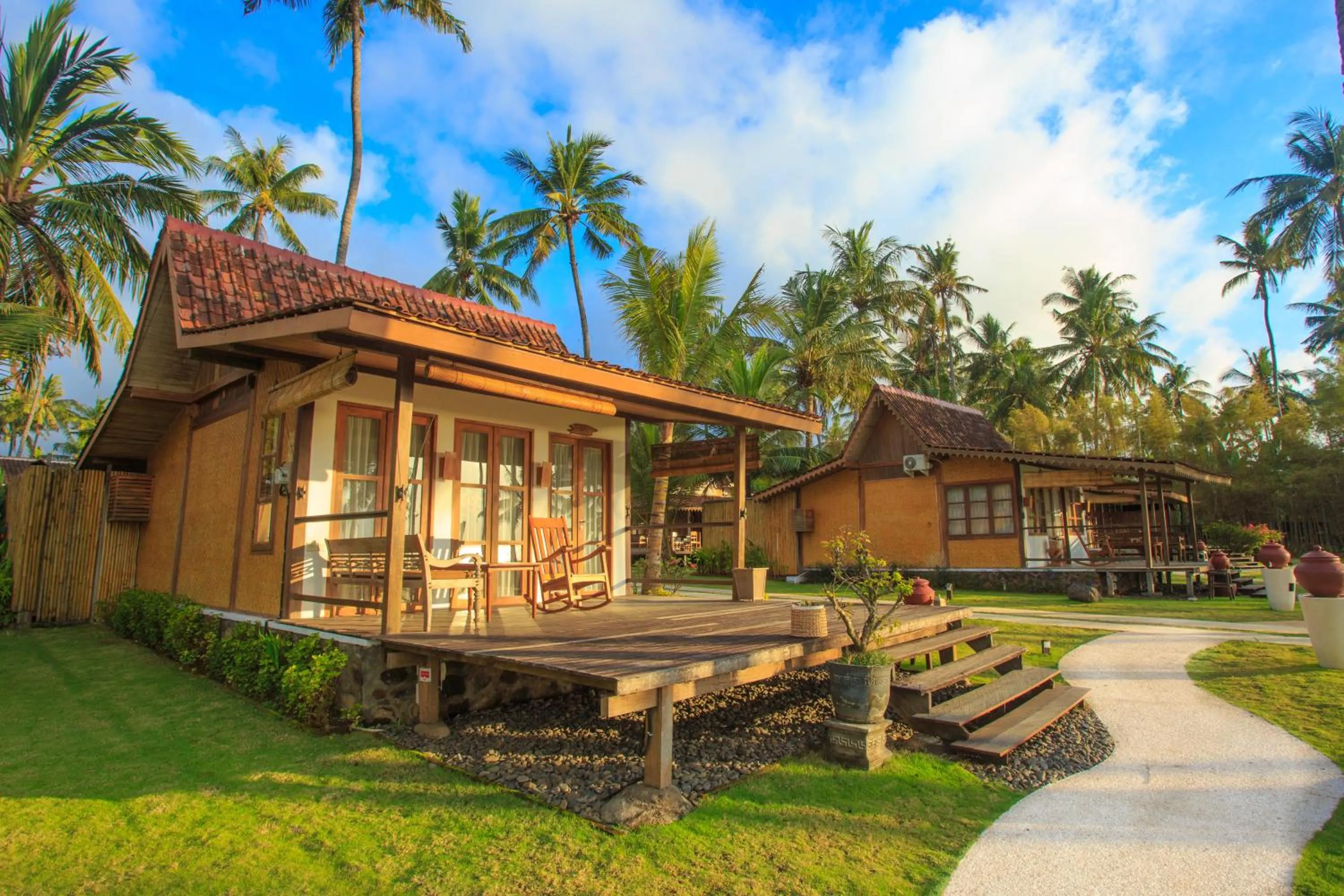 Premier Cottage Ocean King Bed with Sea View in Villa So Long Banyuwangi - Ijen