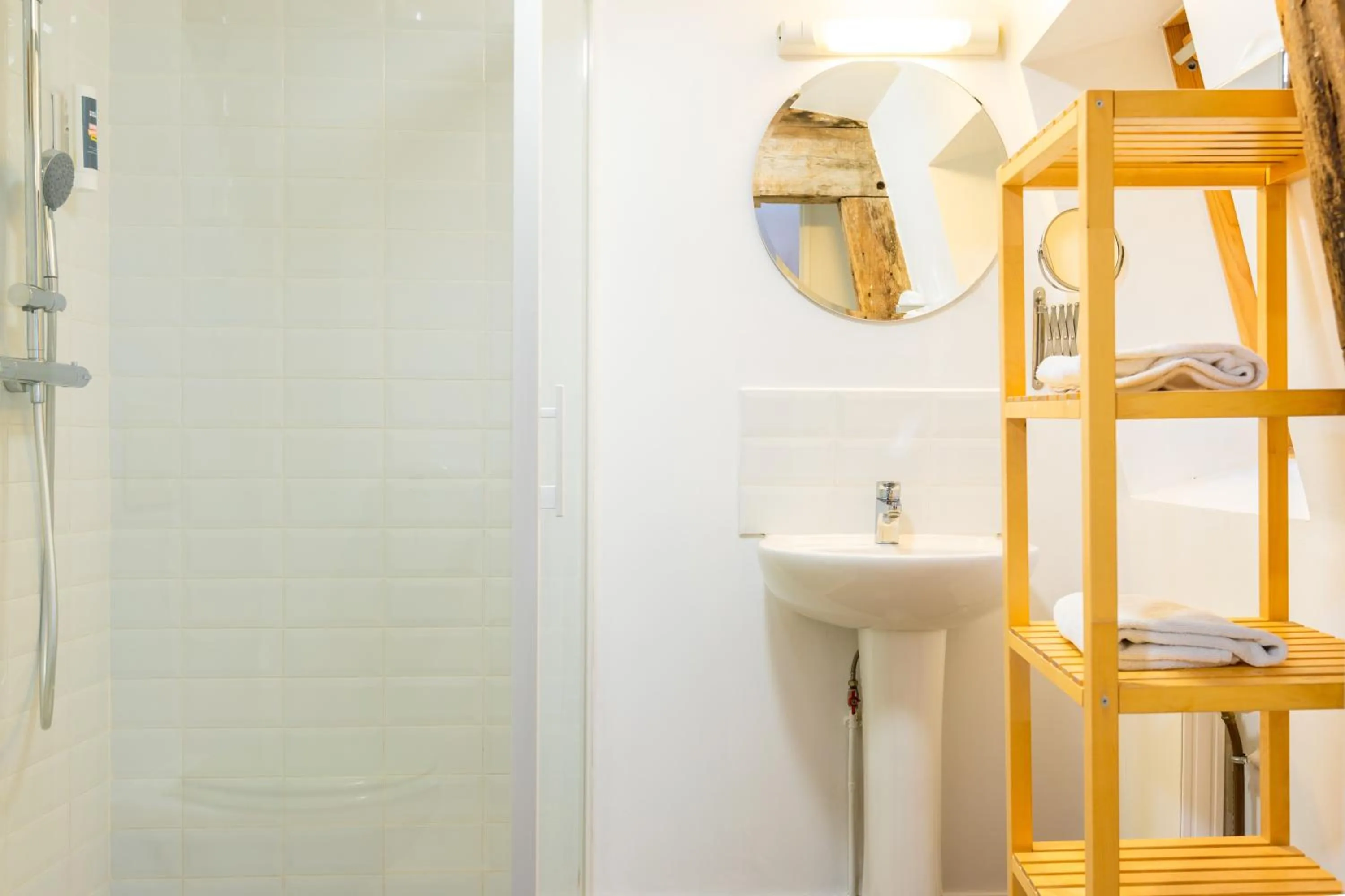 Double or Twin Room in The People - Lille