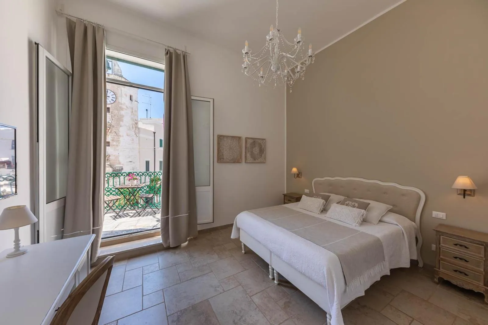 Suite with Balcony in Albergo Diffuso Monopoli