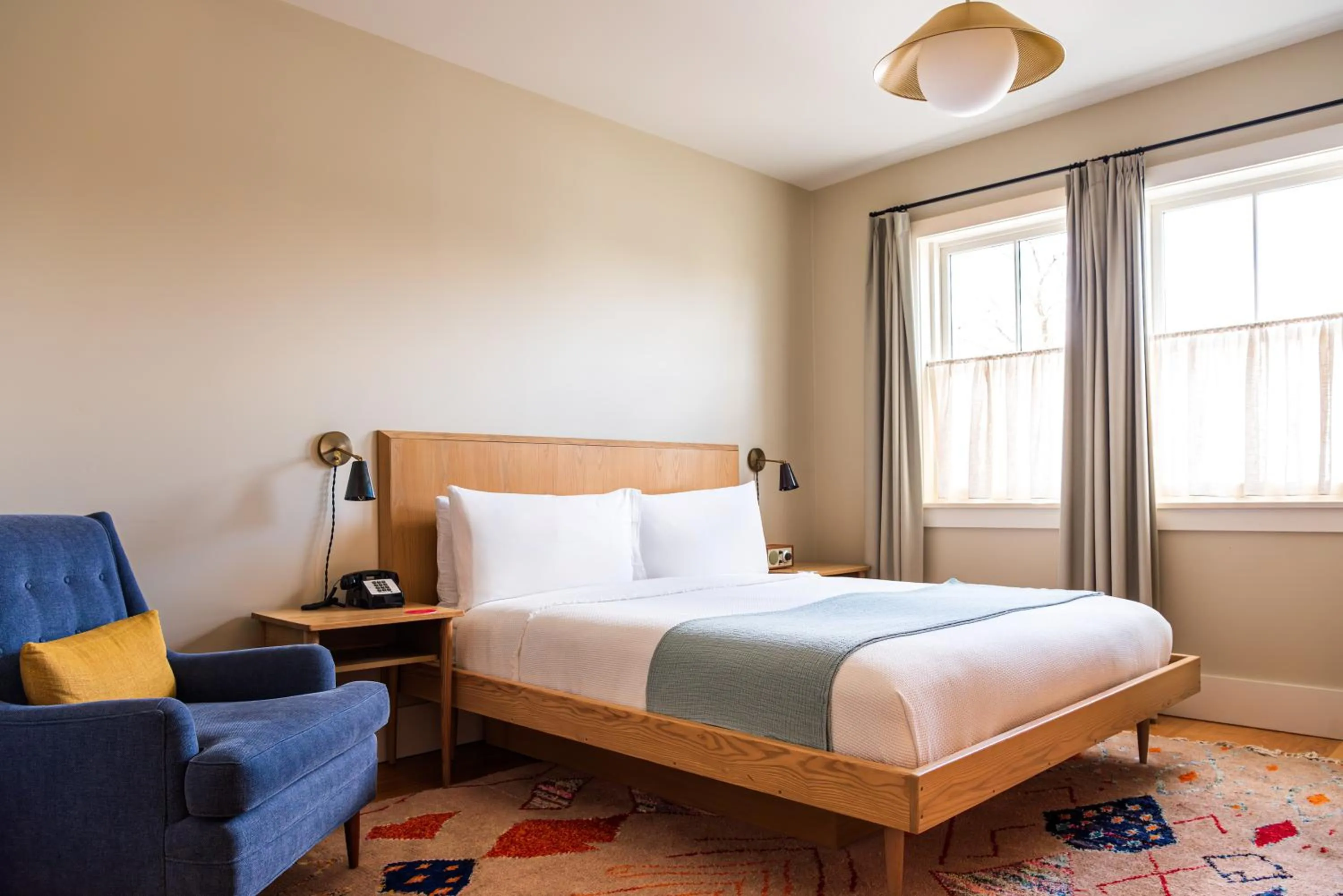 Deluxe King Room in Hotel Kinsley