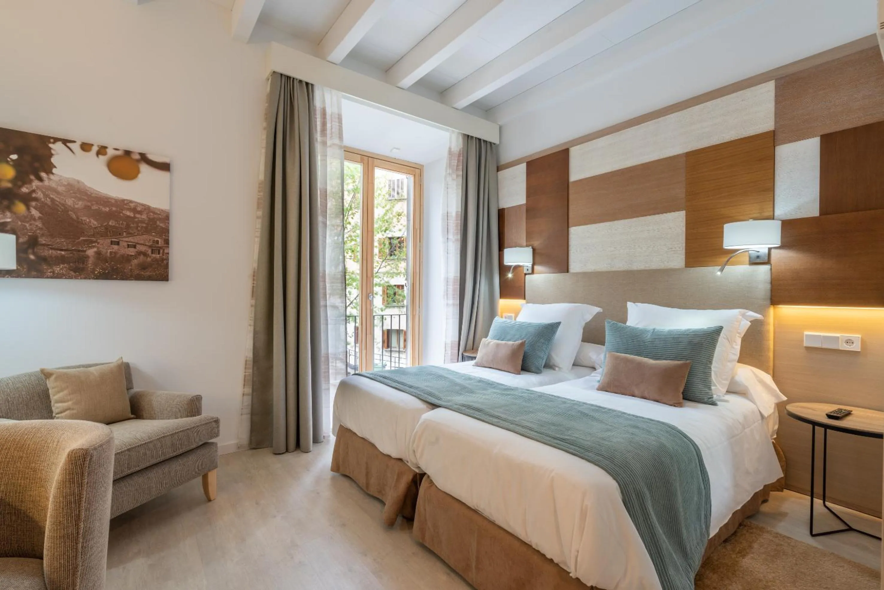 Superior Double or Twin Room with City View in Soller Plaza