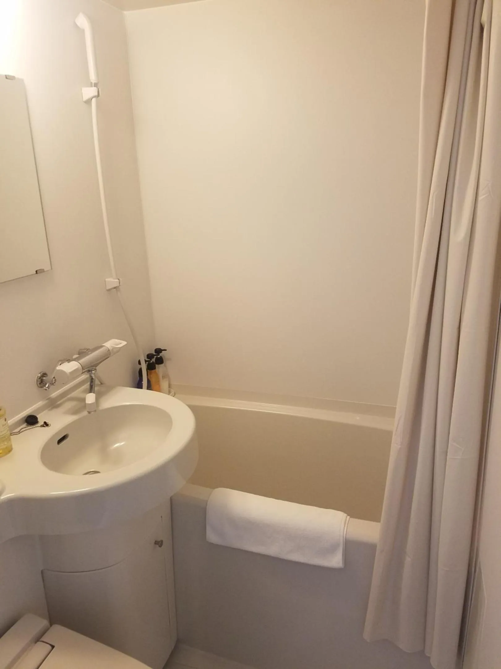 Single Room in Murayama Nishiguchi Hotel