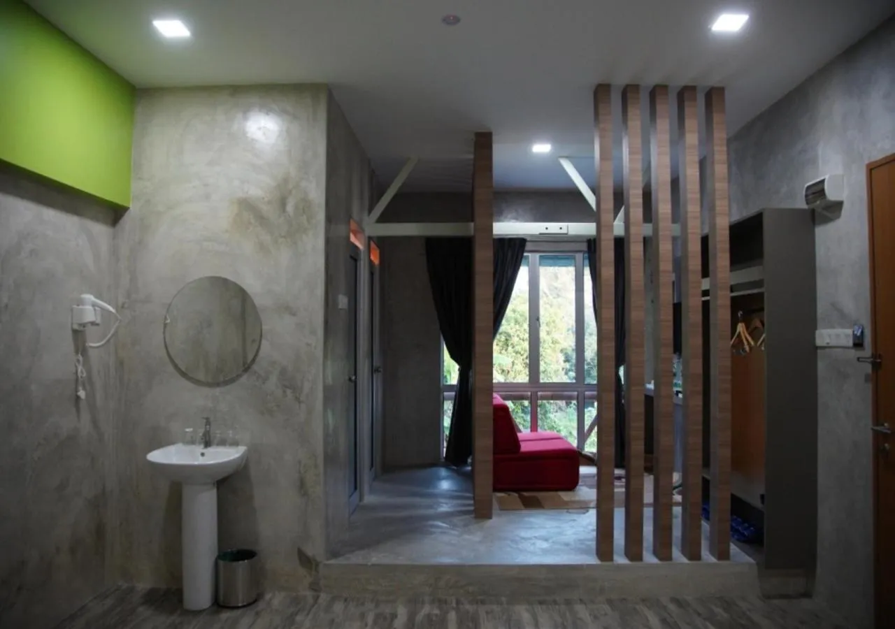 Superior Quadruple Room in Rick Resort Teluk Intan