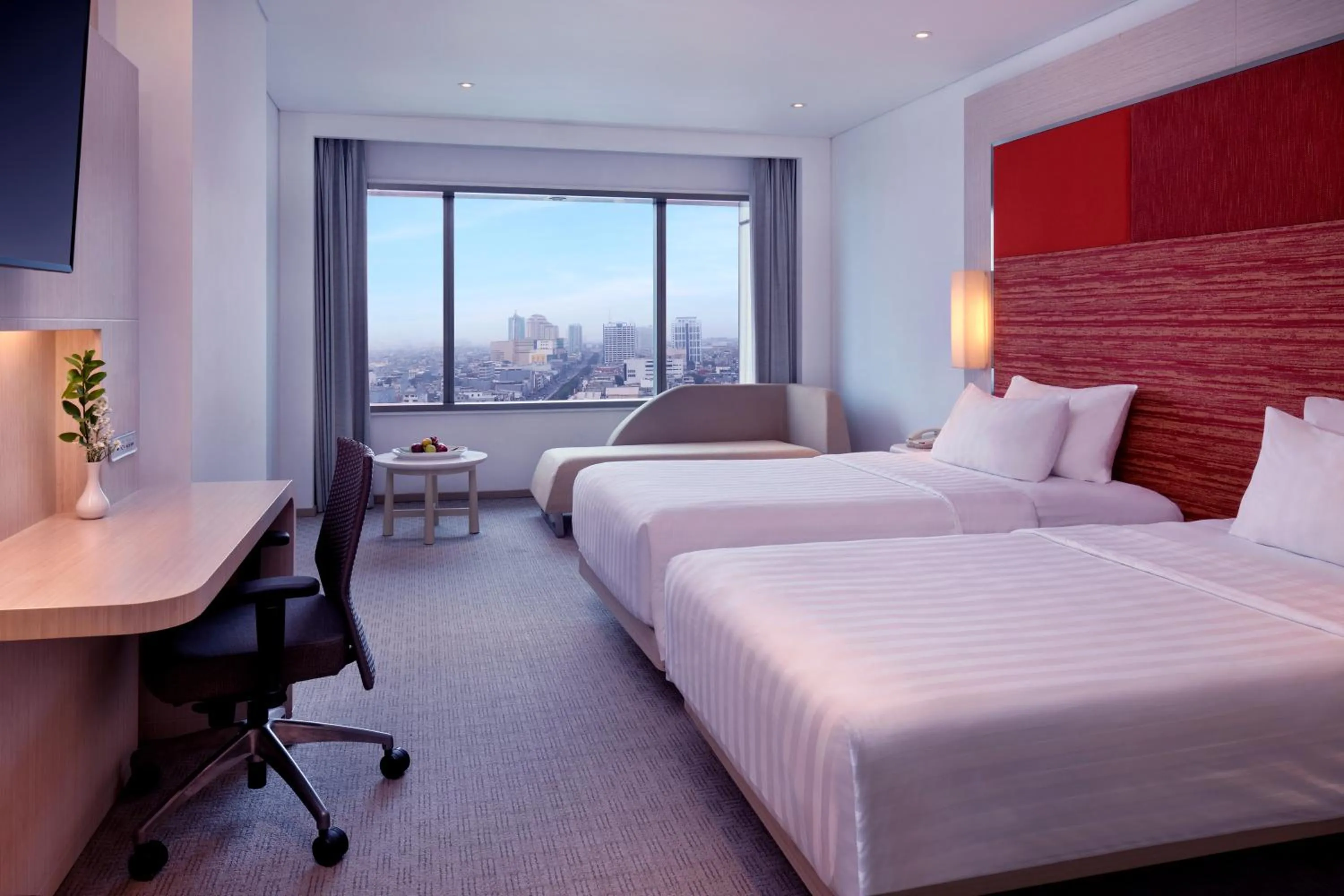 Deluxe Twin Room in Grand Mercure Jakarta Harmoni