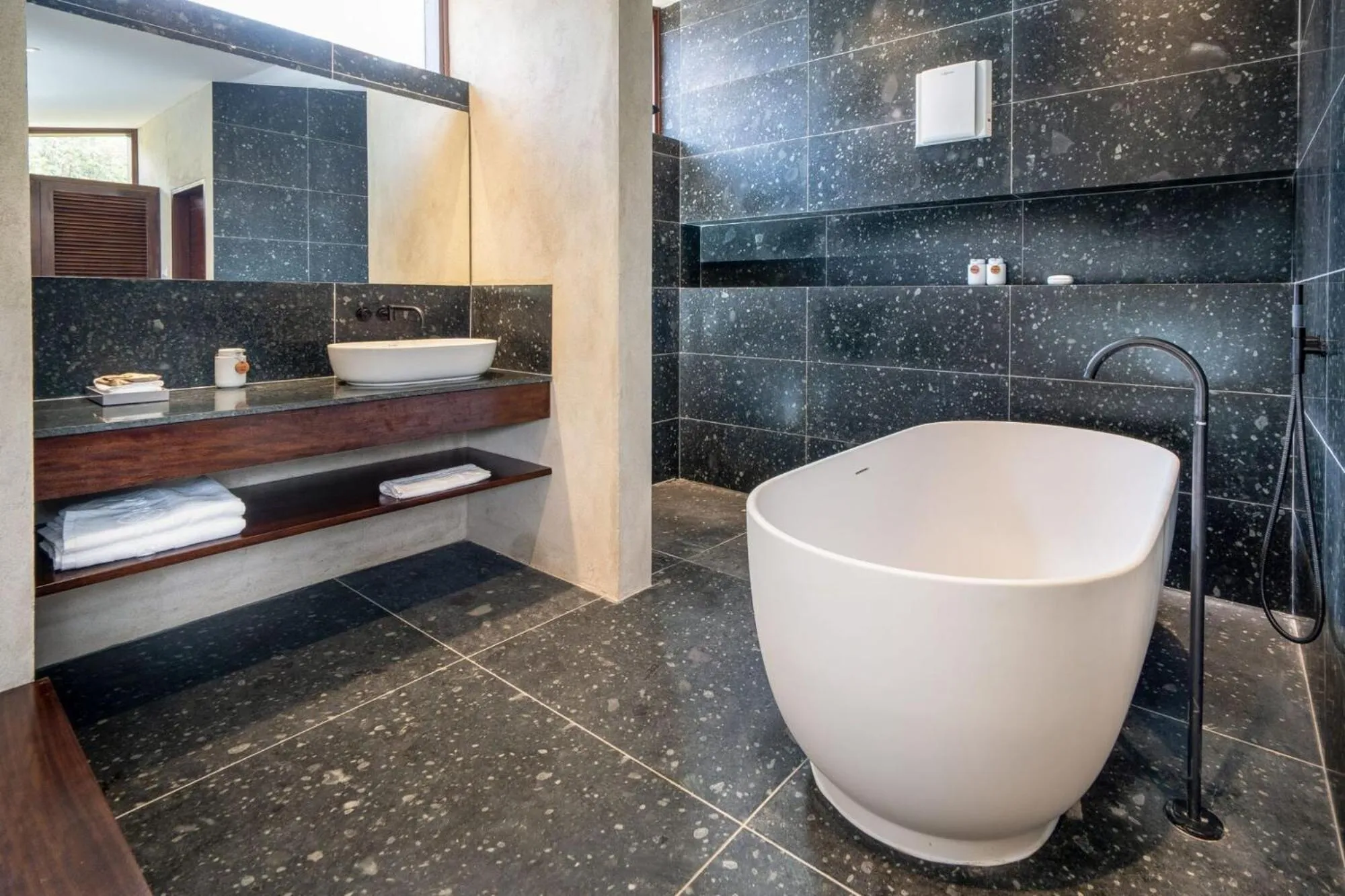 Villa with Private Pool in Topas Ecolodge