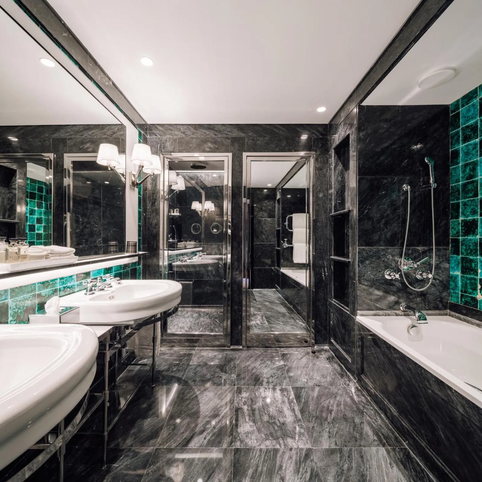 Deluxe One Bedroom Suite King Bed in Four Seasons Hotel Ritz Lisbon