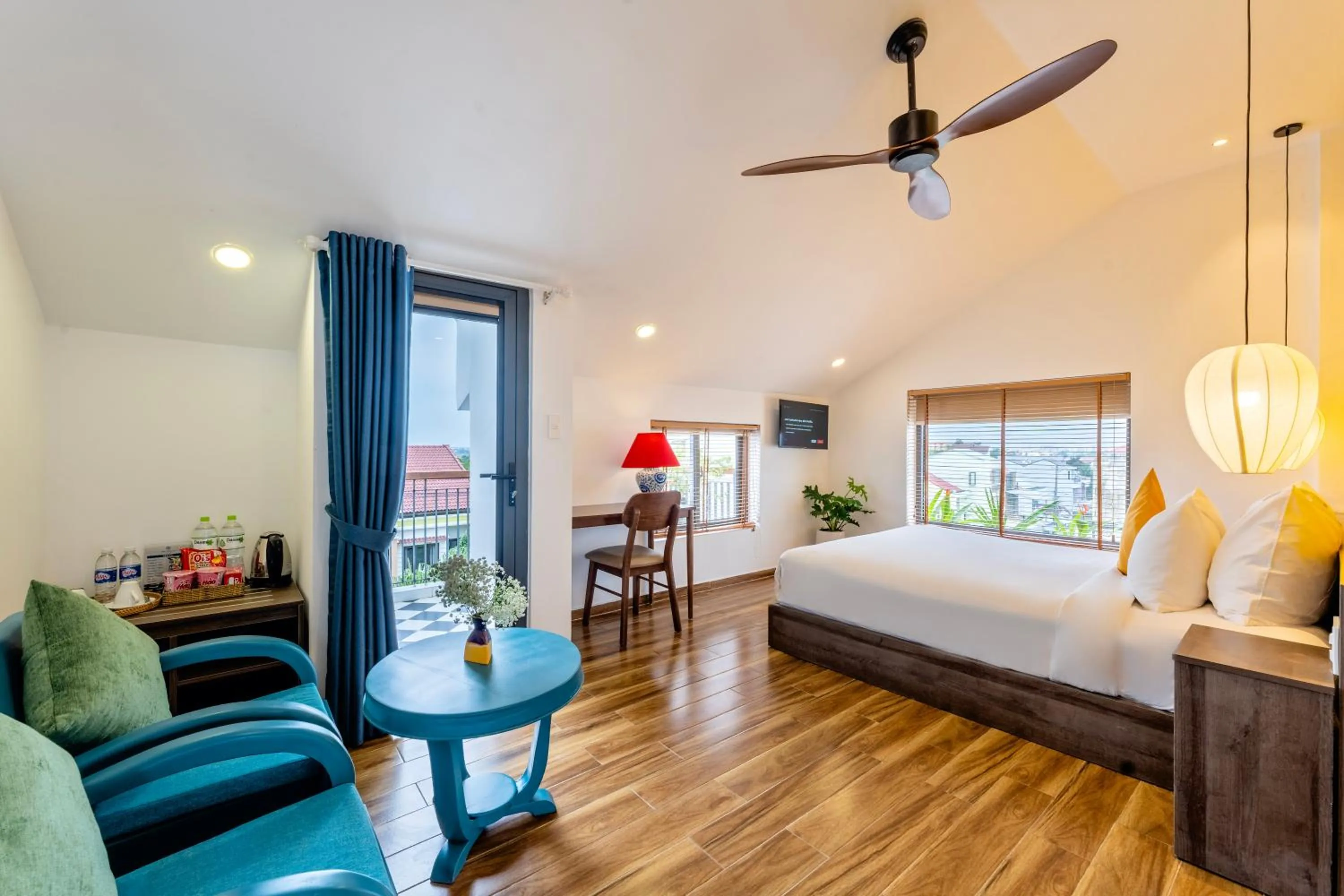 Queen Room with Balcony in The Nam An Villa Hoi An