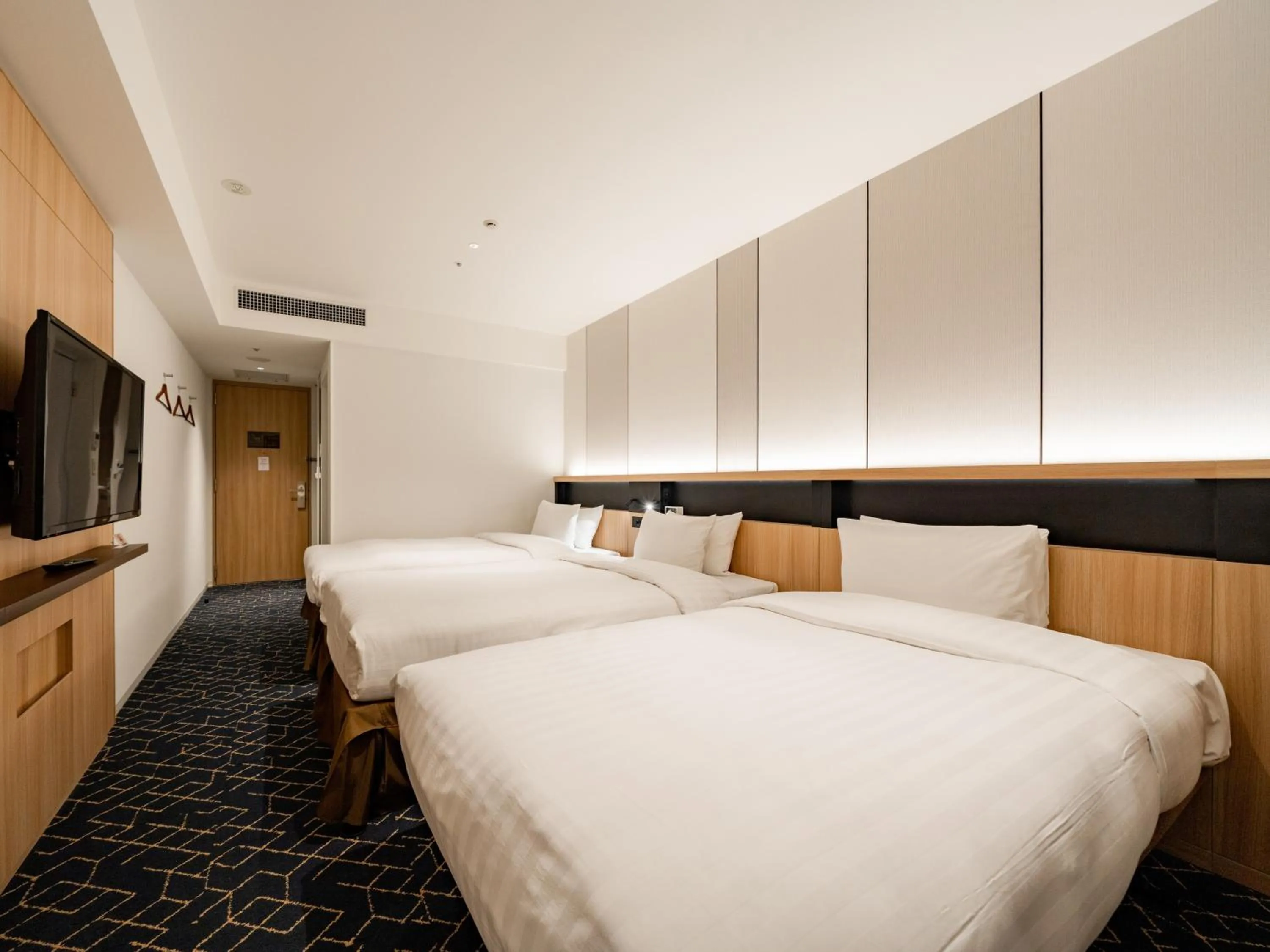 Superior Twin Room for 3 People with Extra Bed - Non-Smoking in Keio Prelia Hotel Sapporo