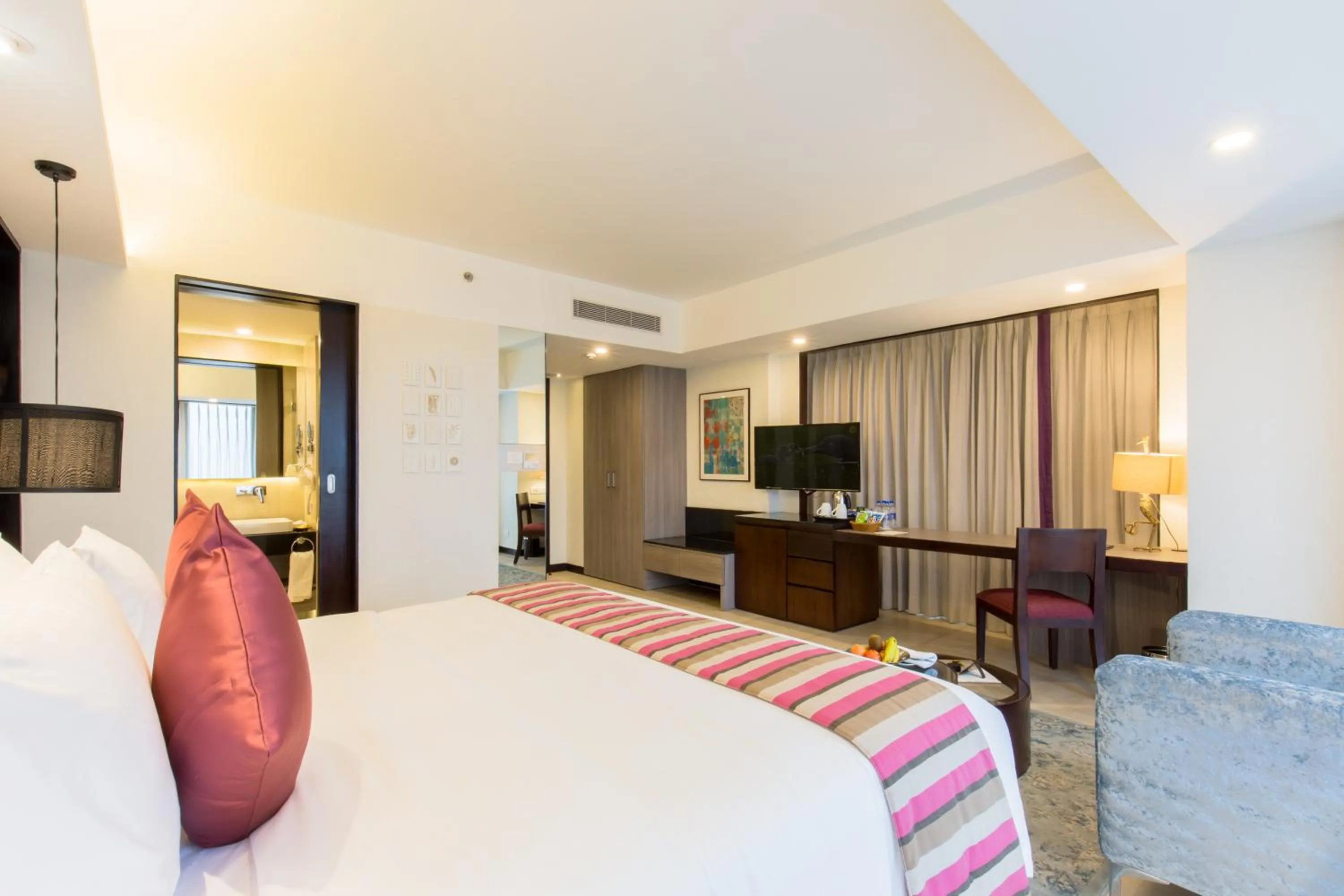 Deluxe Room King Bed in Vivanta Kathmandu