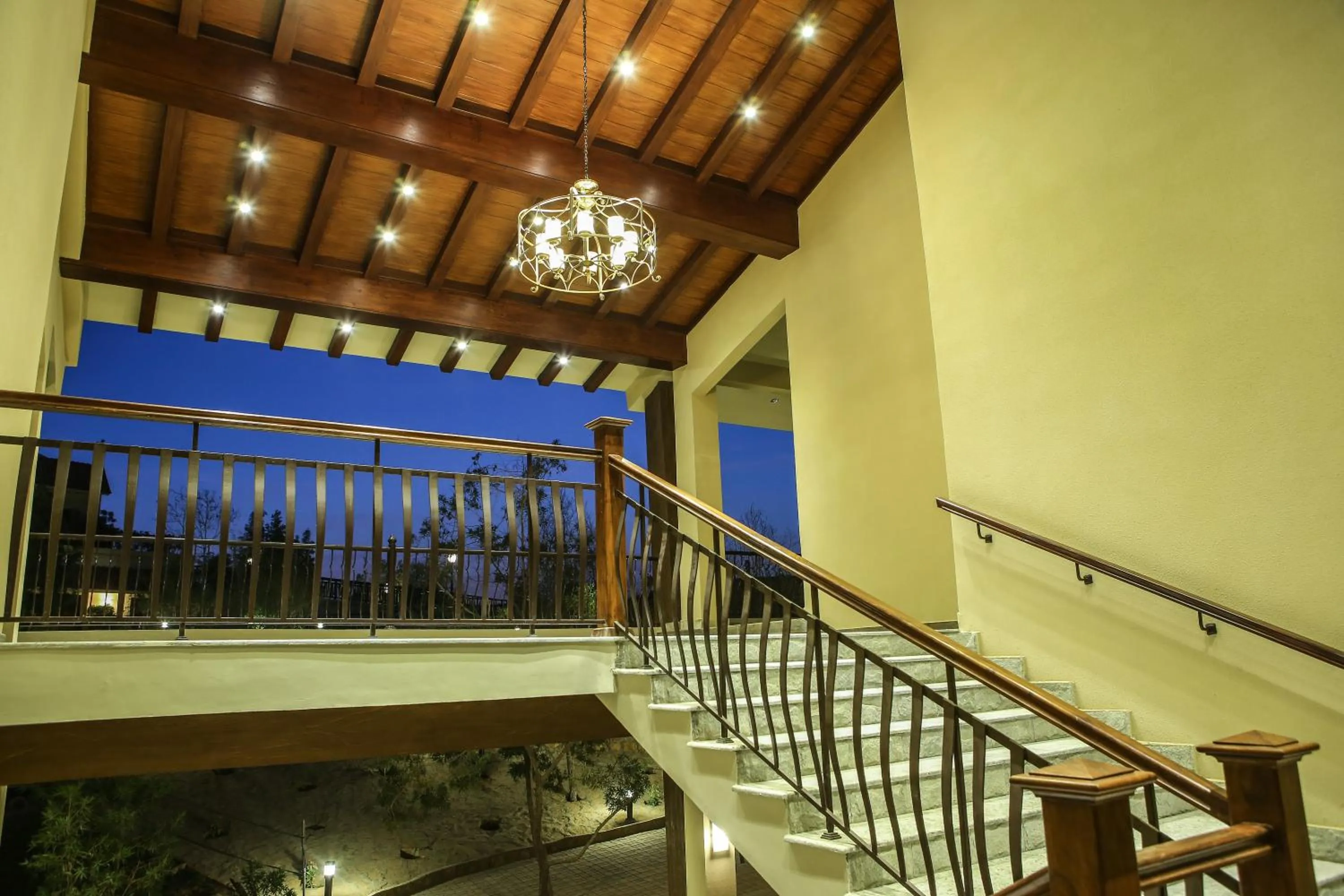 Superior Deluxe Double Room  in Dreamworld Resort, Hotel & Golf Course