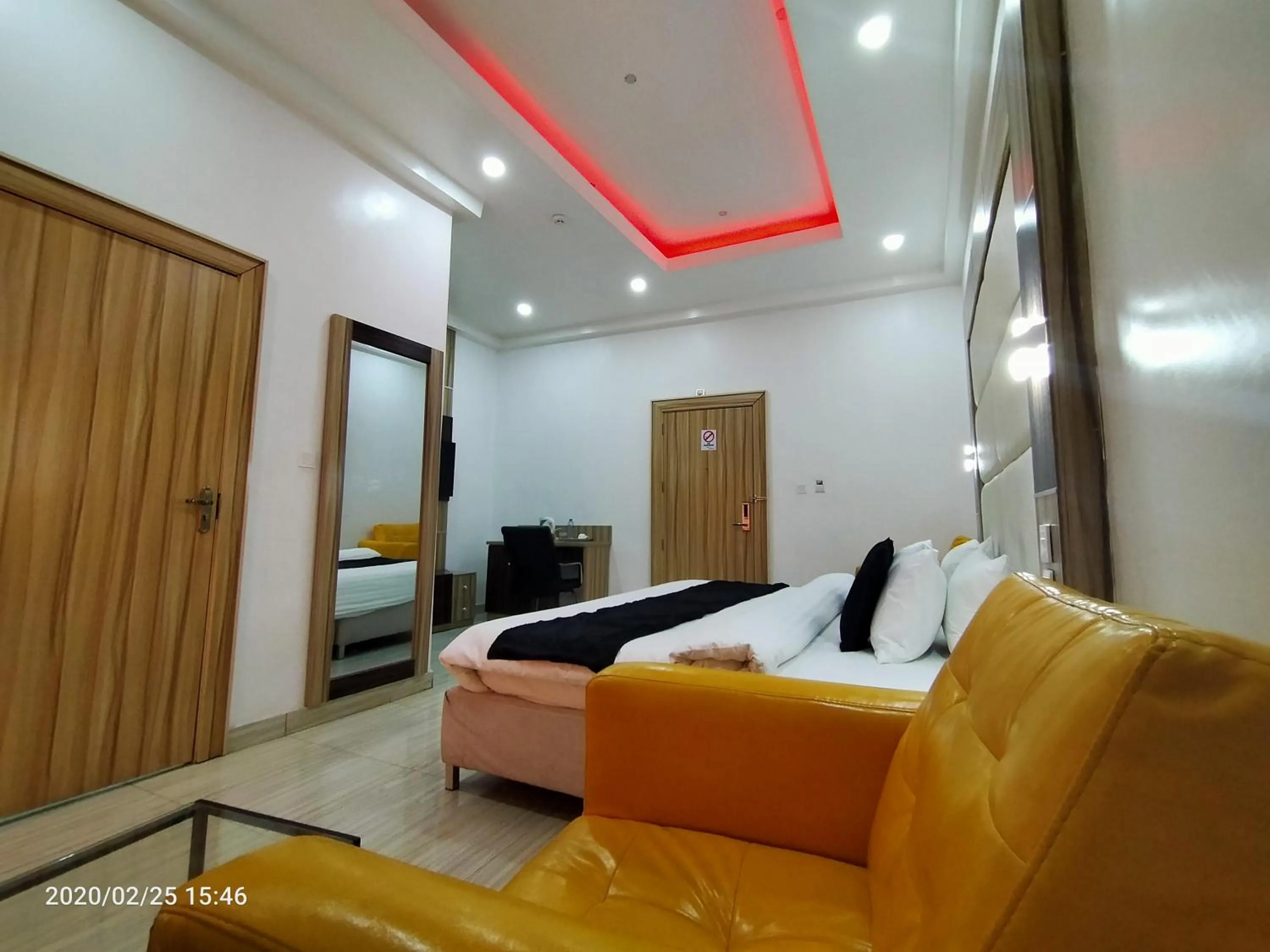 Deluxe Queen Room in Dalchifit Suites by Premium Swiss Hospitality