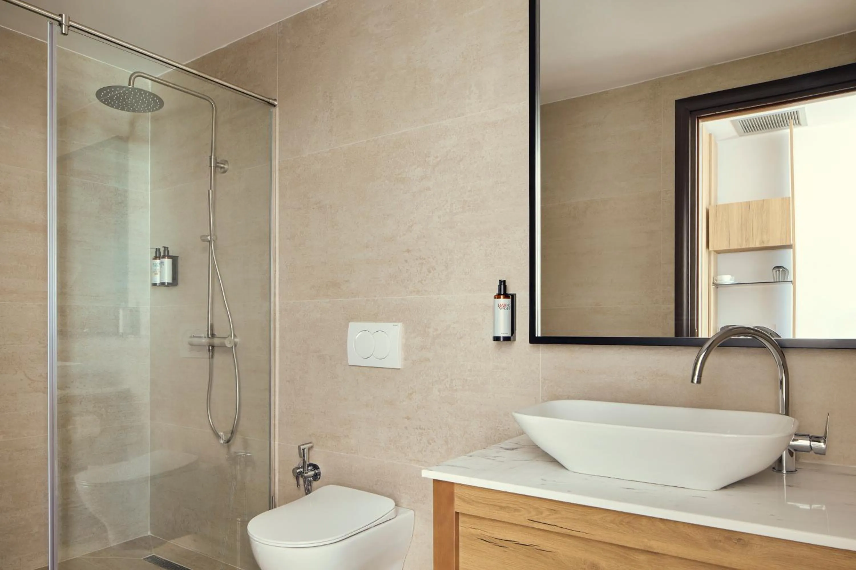 Sol Room Partial Sea View in Sol Tropikal Durrës