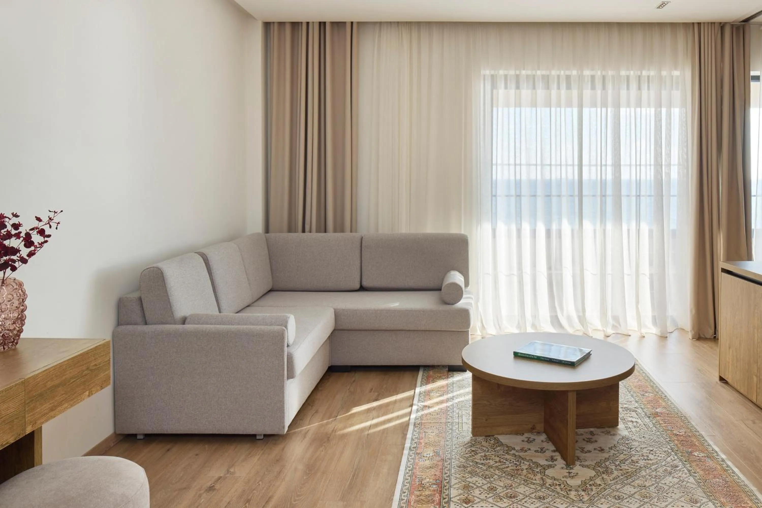 Sol Suite Frontal Sea View in Sol Tropikal Durrës