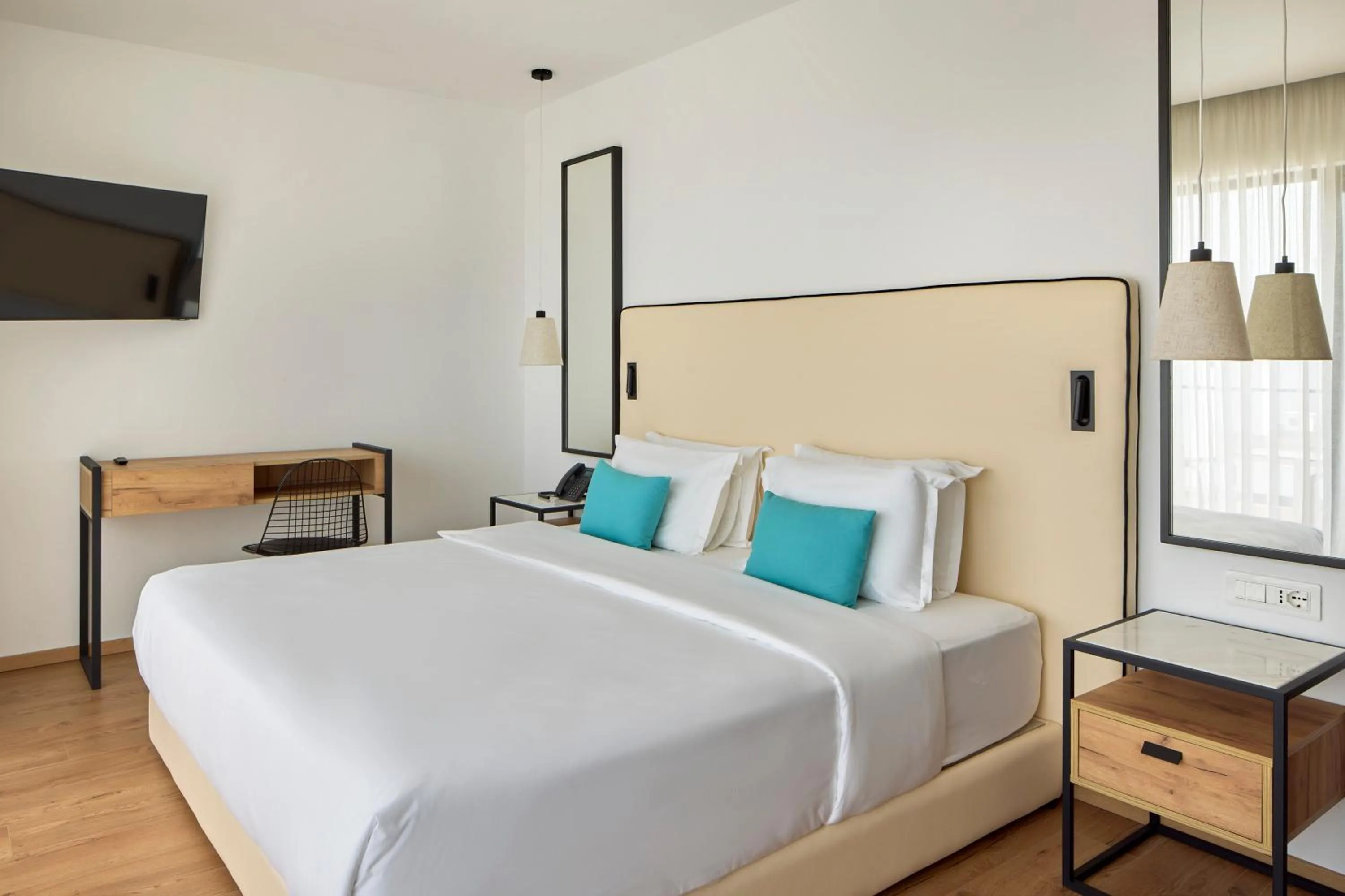 Sol Room Pool View in Sol Tropikal Durrës