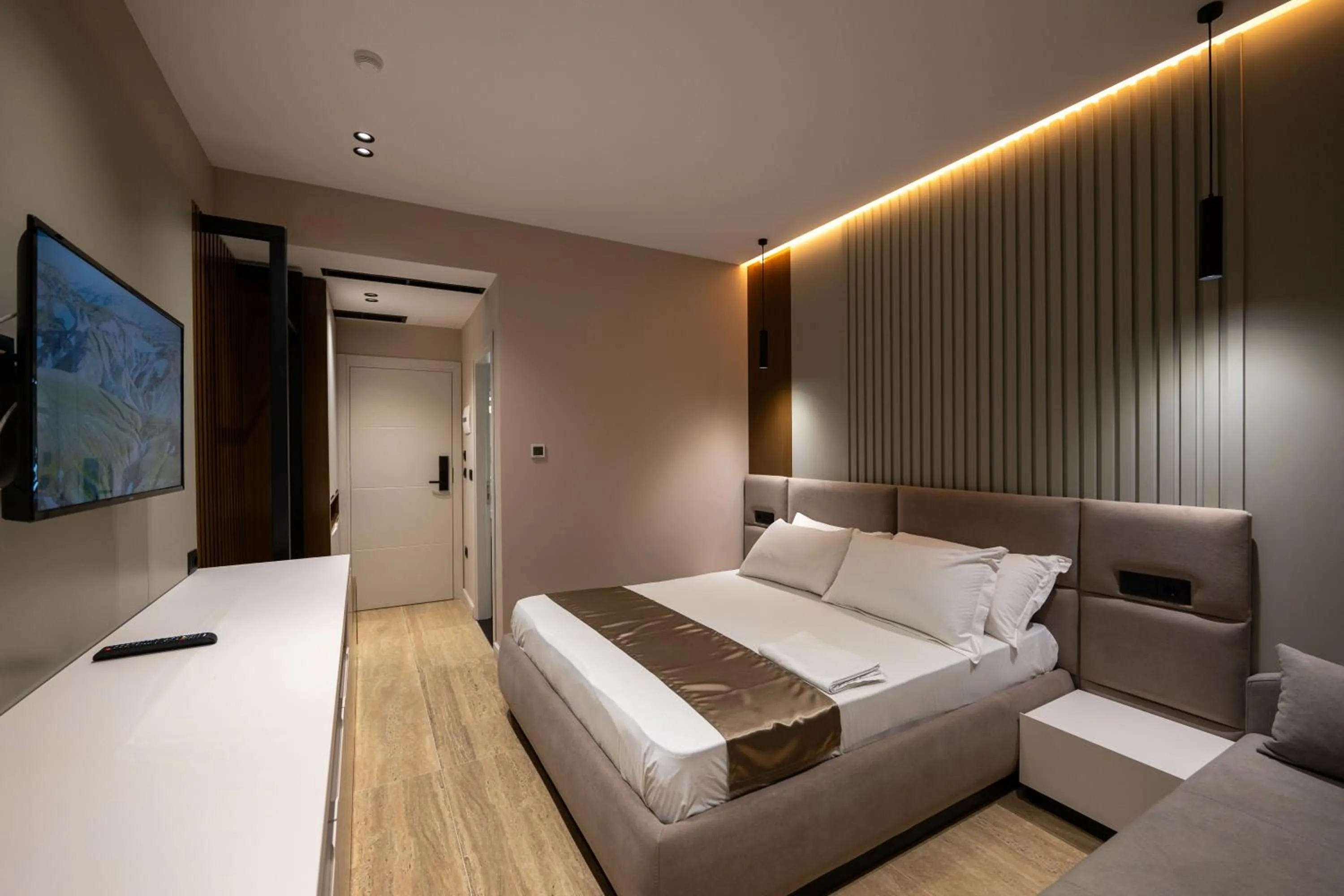 Deluxe Double Room with Sea View in Grand Hotel Aita