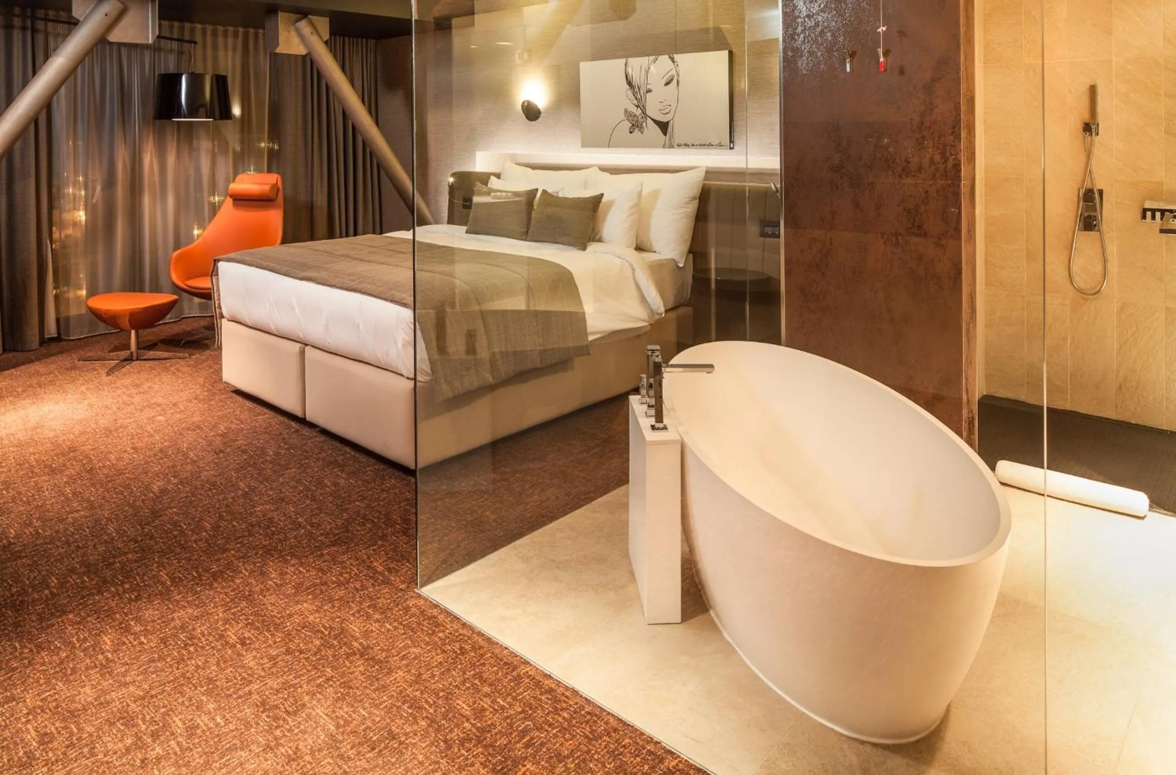 Lifestyle Signature Room with pool access included in Kronwell Brasov Hotel