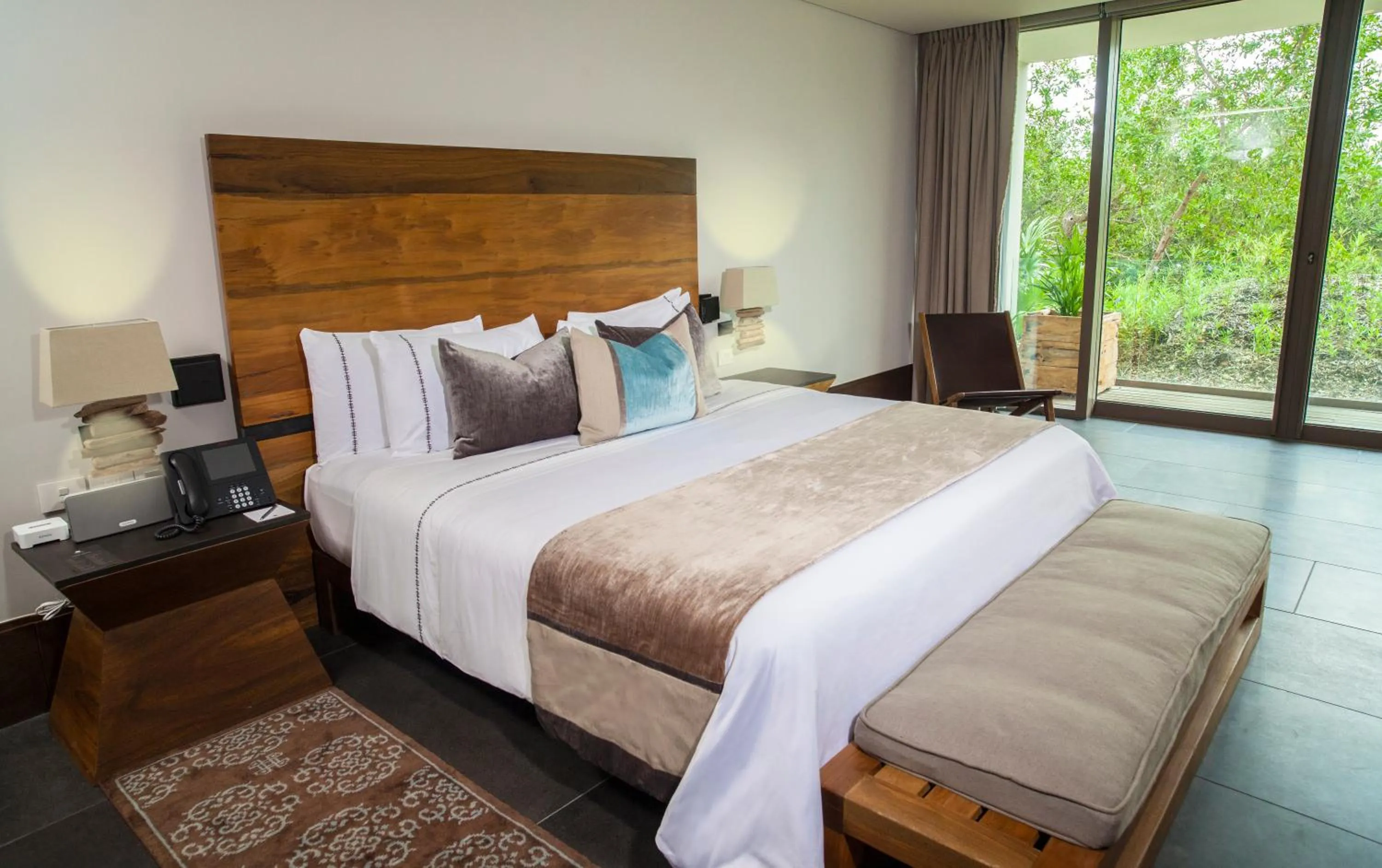 Deluxe King Suite in NIZUC Resort & Spa