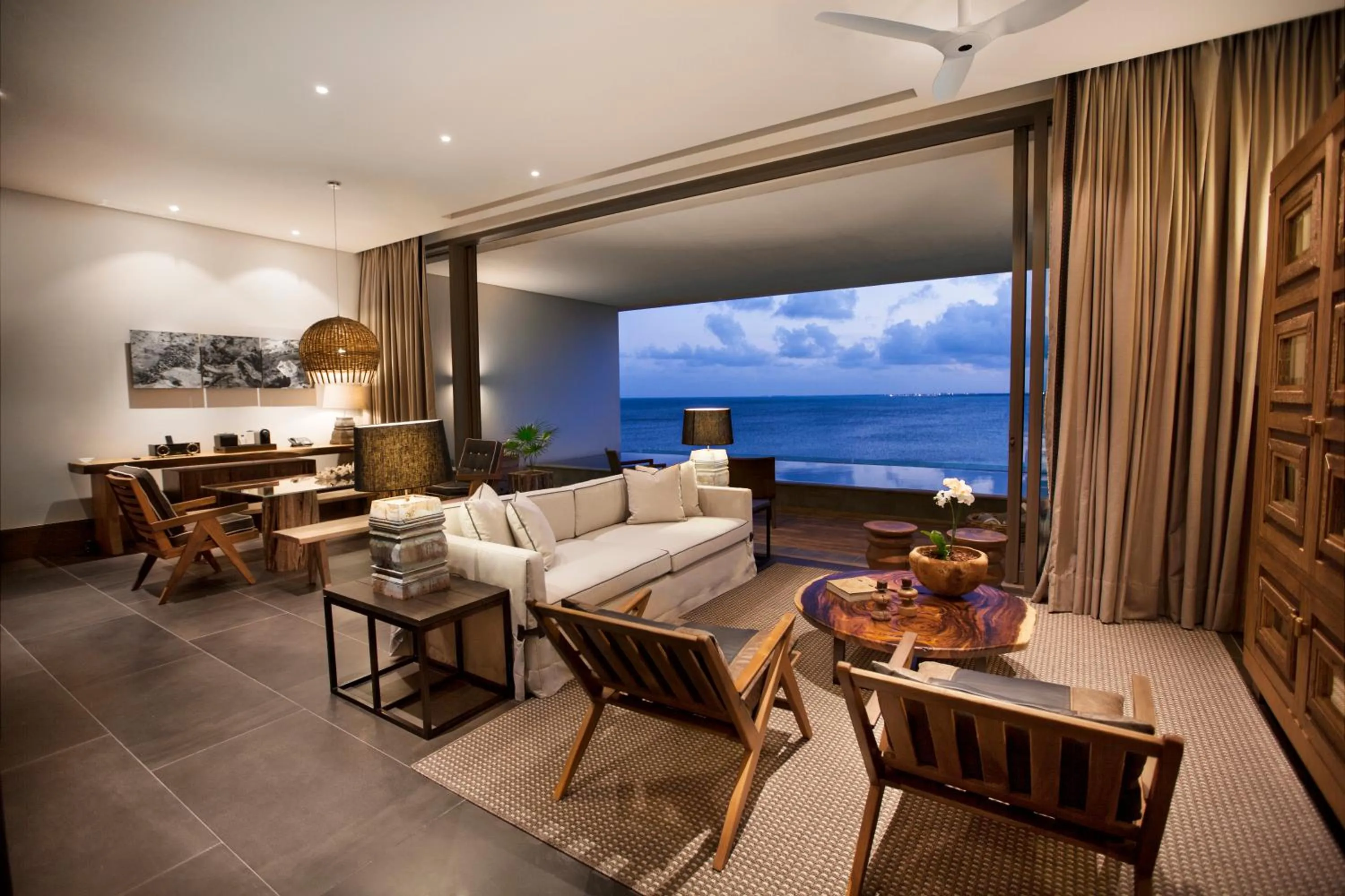 Master Suite in NIZUC Resort & Spa