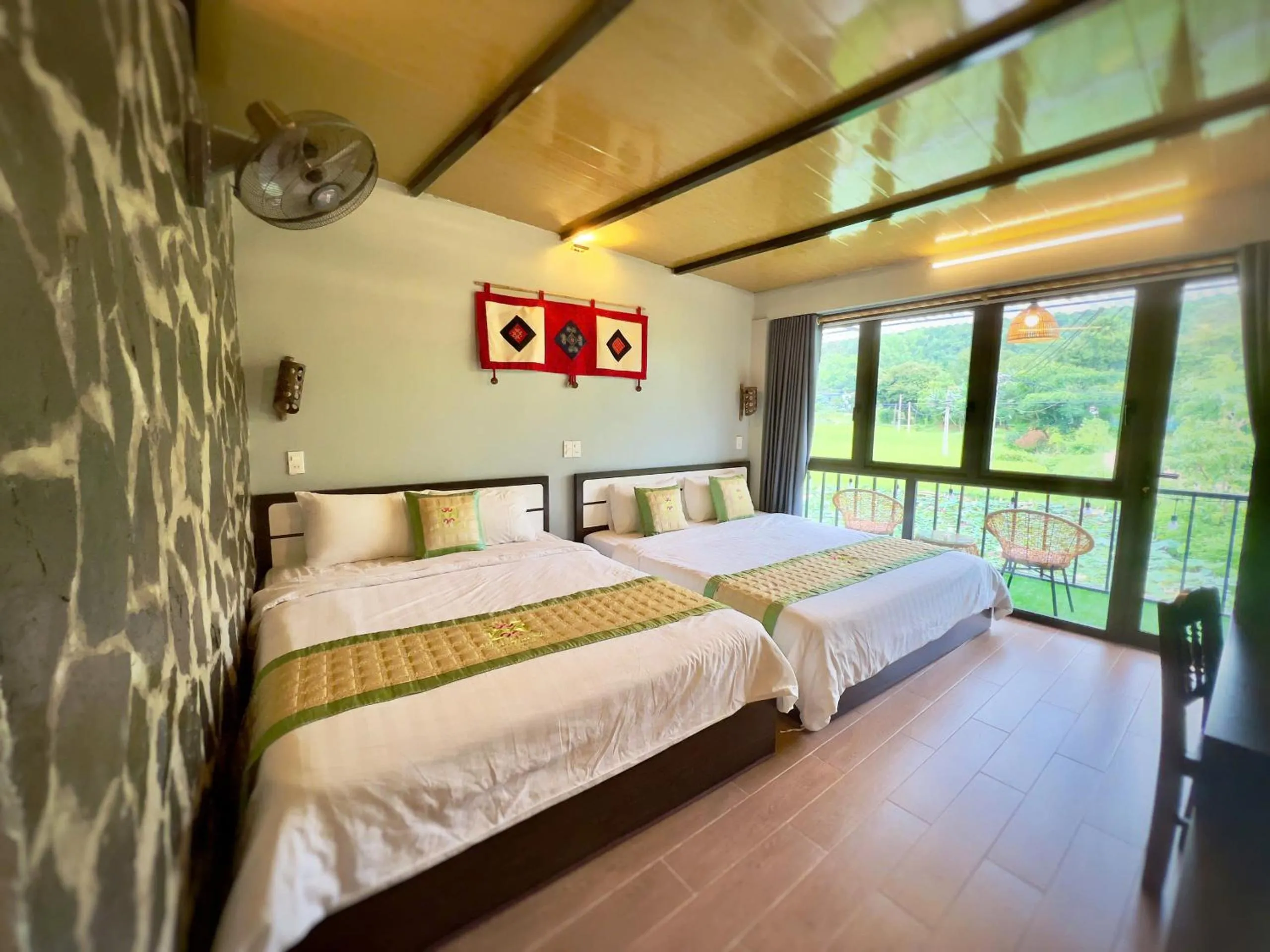 Triple Room with Lake View in Mai Chau Sky Resort
