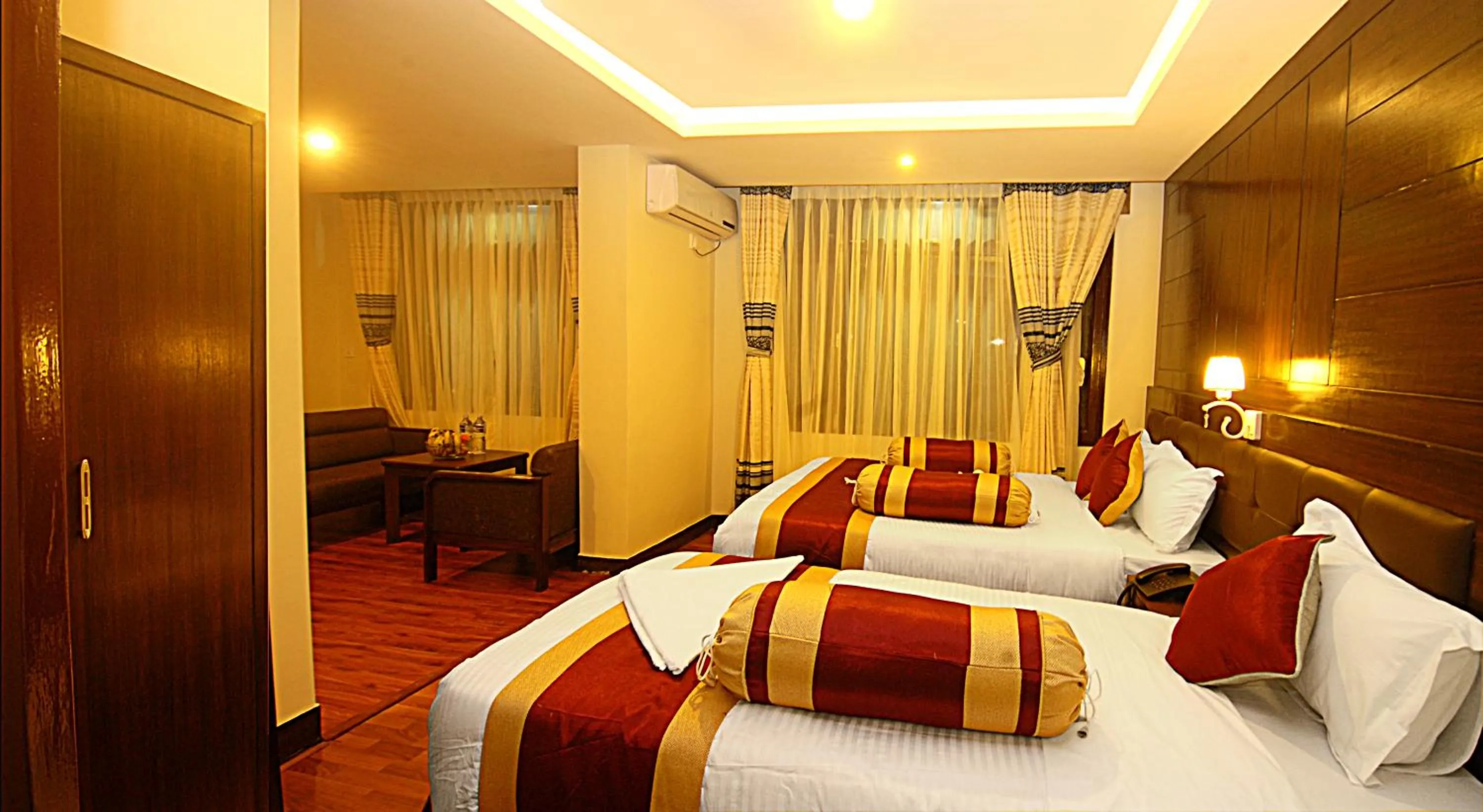 Family Room with Bathroom in Hotel Buddha