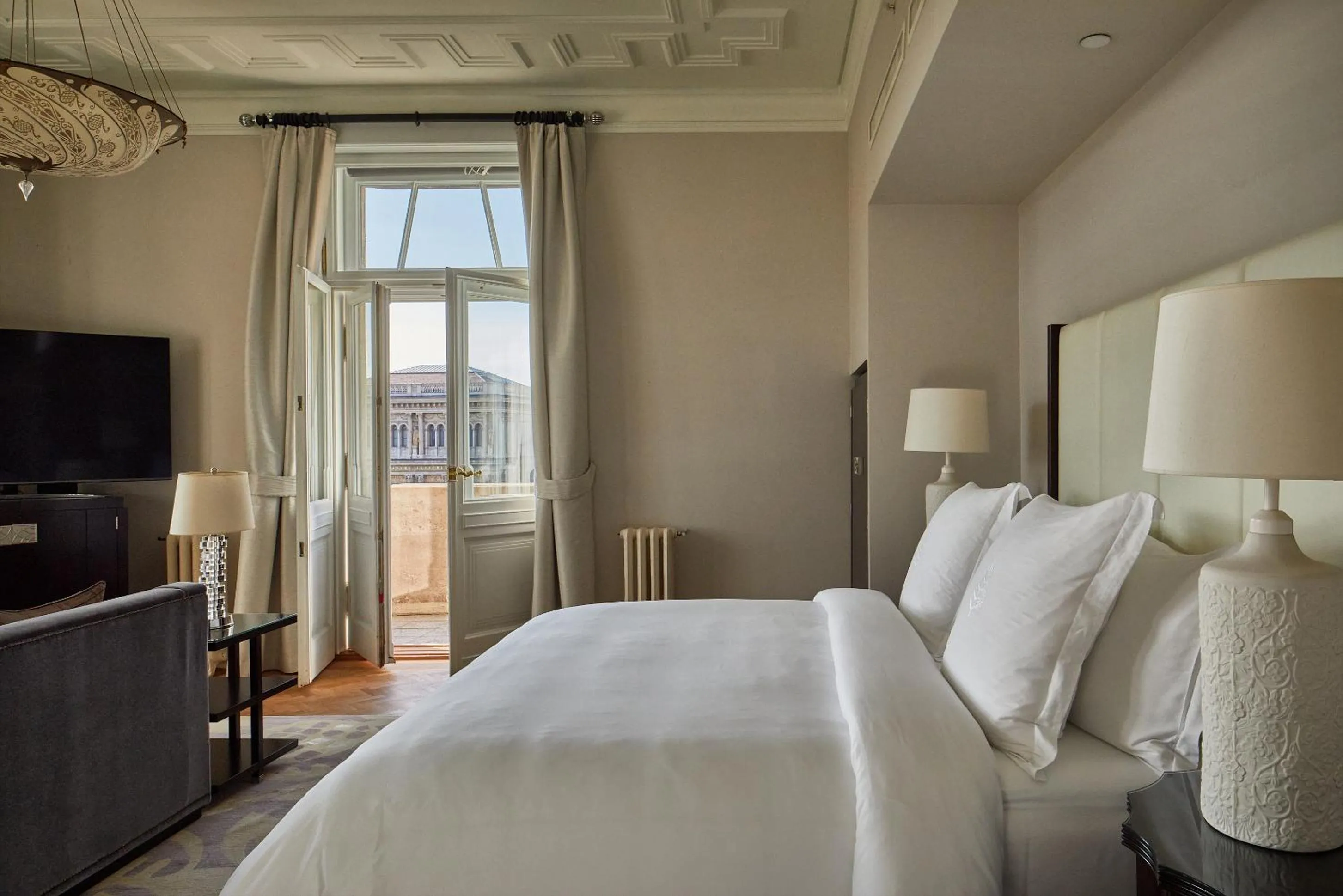 River View Park Suite with One King Bed in Four Seasons Hotel Gresham Palace Budapest