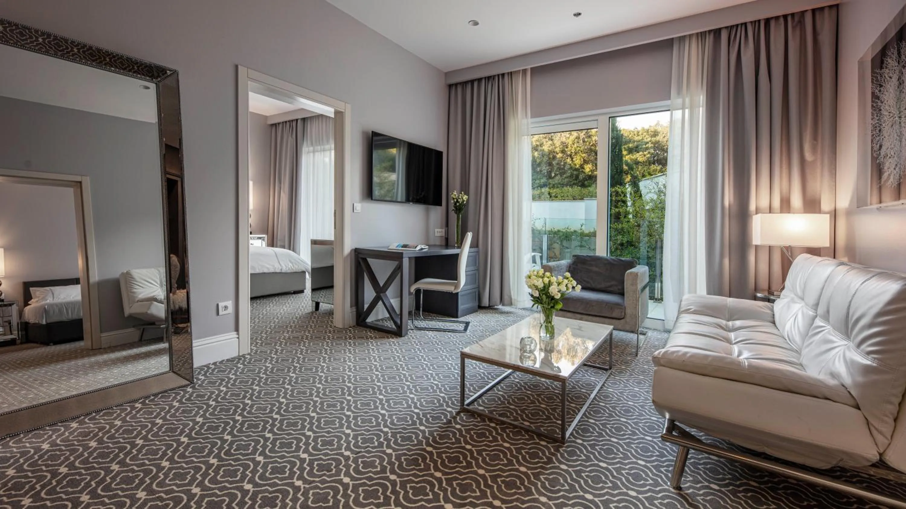 Superior King Suite with Balcony in Royal Palm Hotel