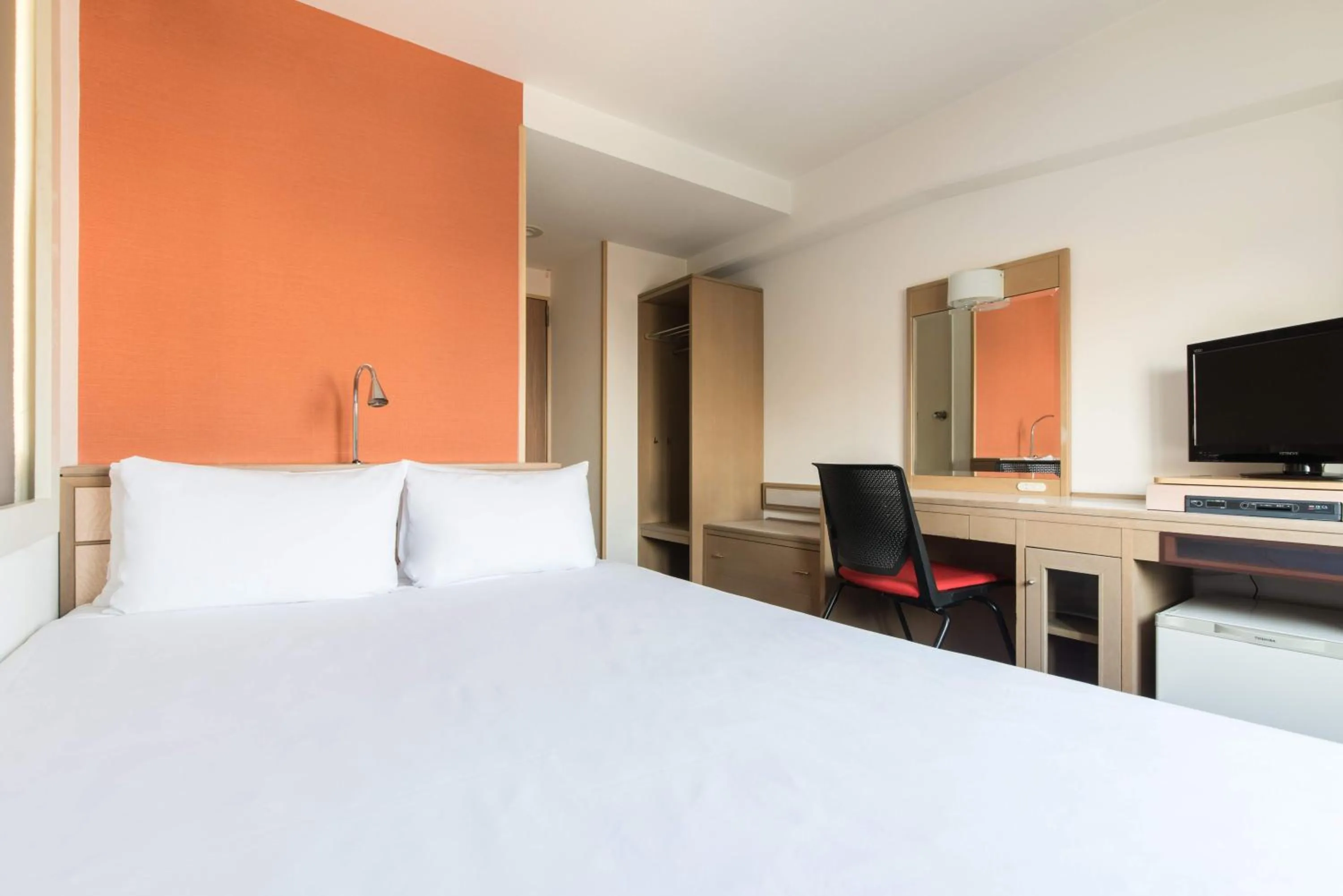 Double Room - single occupancy - Non-Smoking in the b sangenjaya