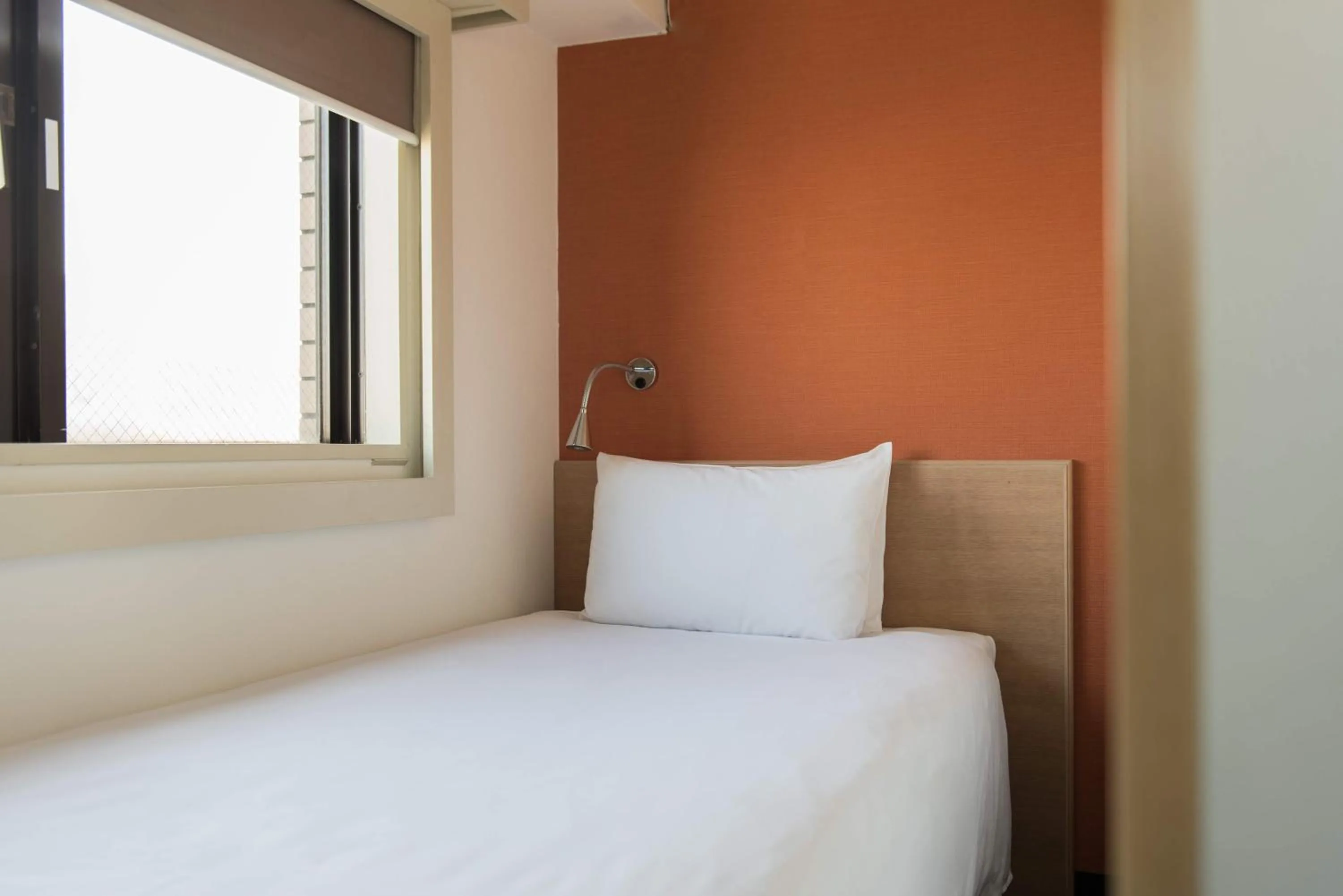 Single Room (L-Shaped) - Non-Smoking in the b sangenjaya