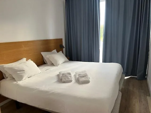 Two-Bedroom Apartment with Sea View in Sintra Sol - Apartamentos Turisticos