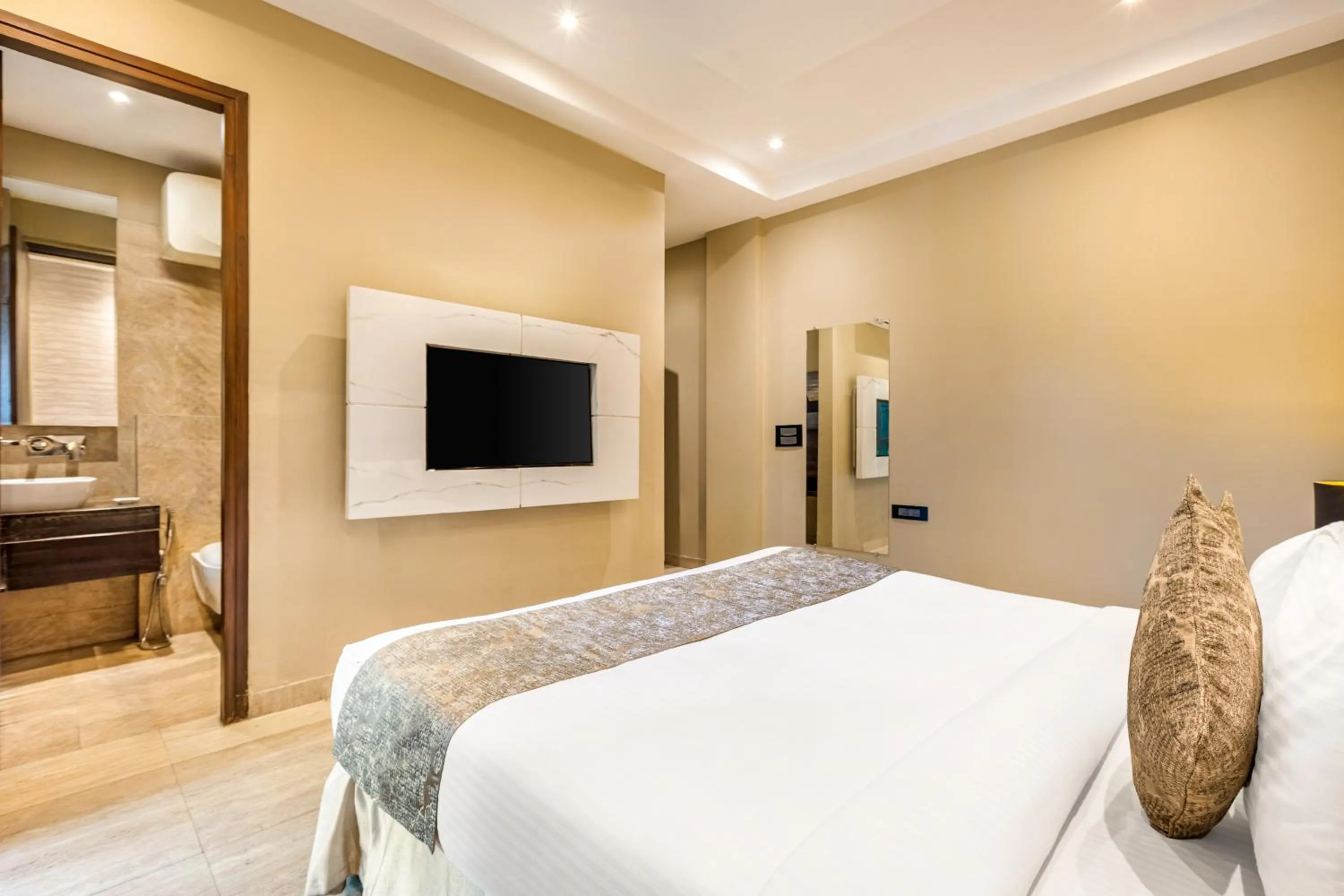 Family Suite in Sterling Palm Bliss Wellness Resort, Rishikesh