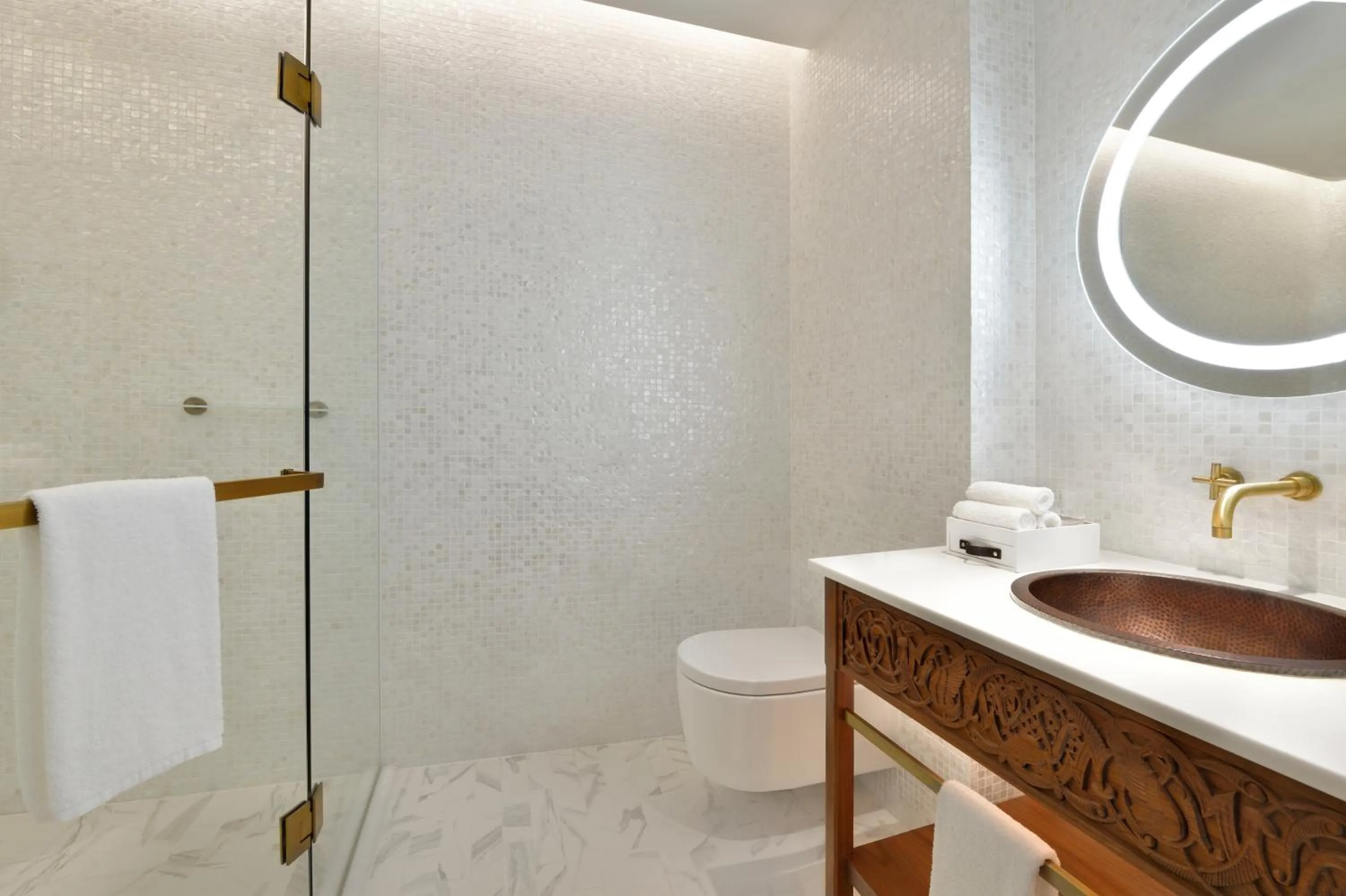 Standard Twin Room with City View in Hotel Indigo Dubai Downtown by IHG