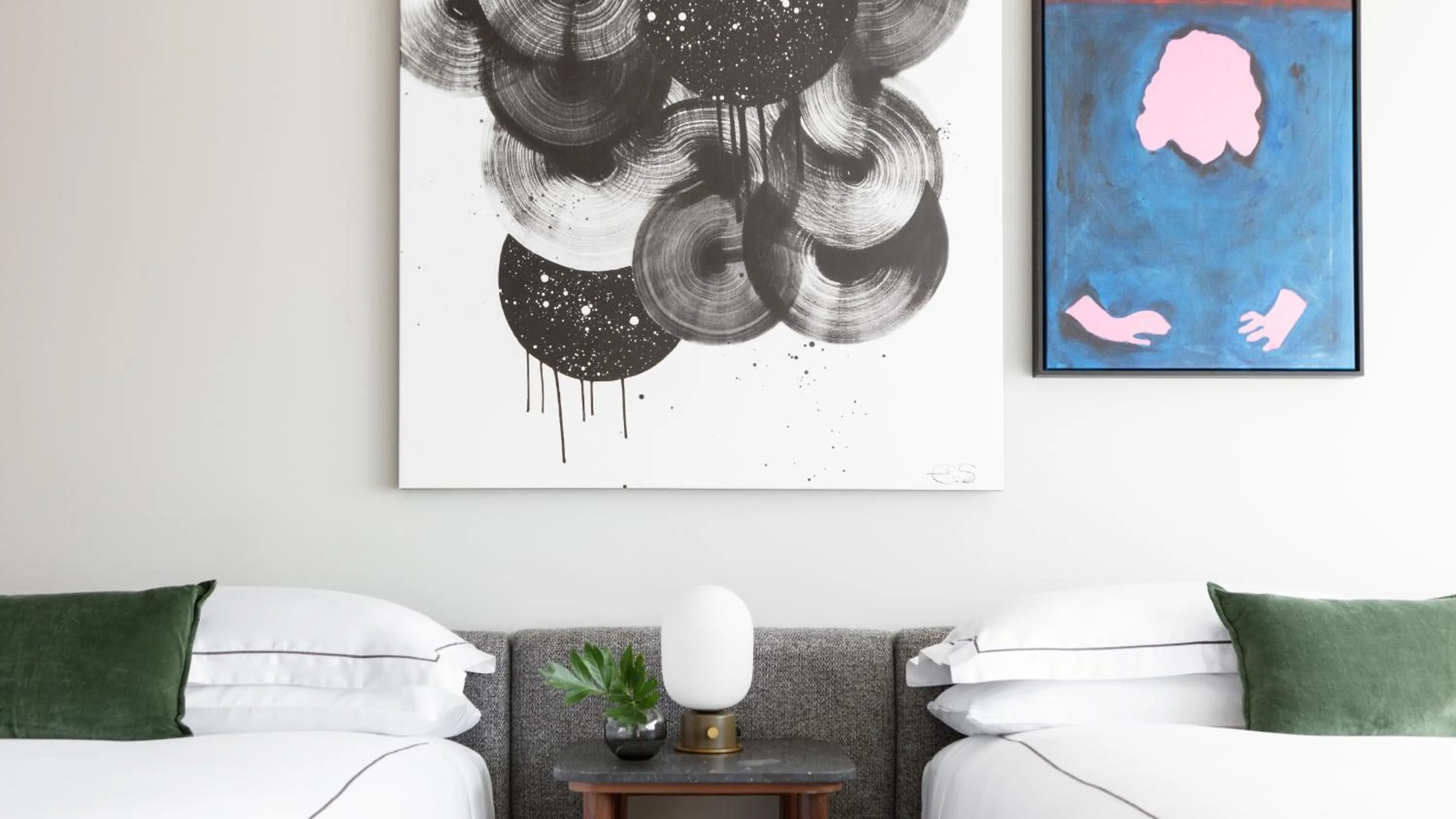 Queen Room with Two Queen Beds in Kimpton Banneker Hotel by IHG