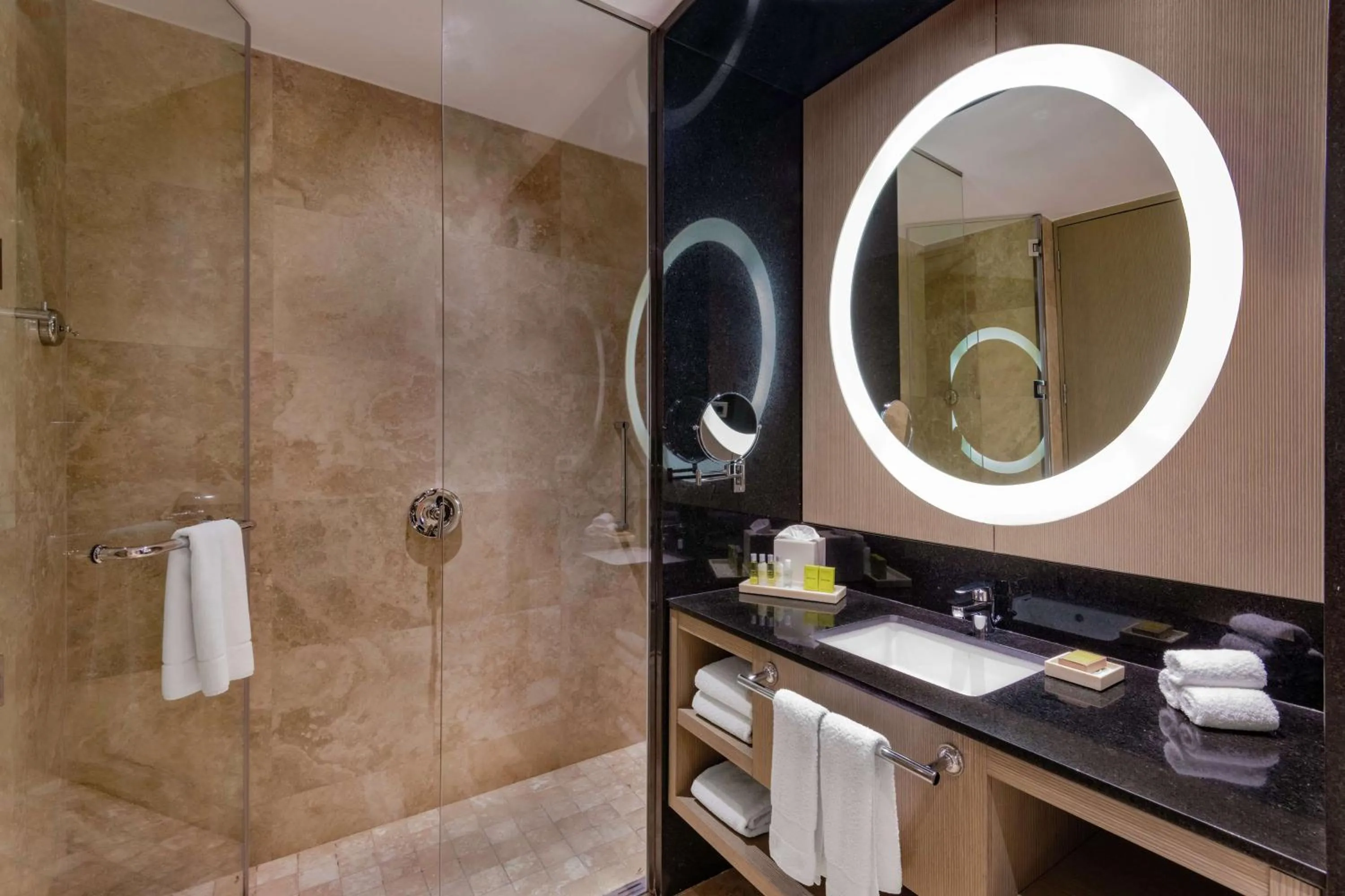 Queen Room with Two Queen Beds in Hilton Lima Miraflores