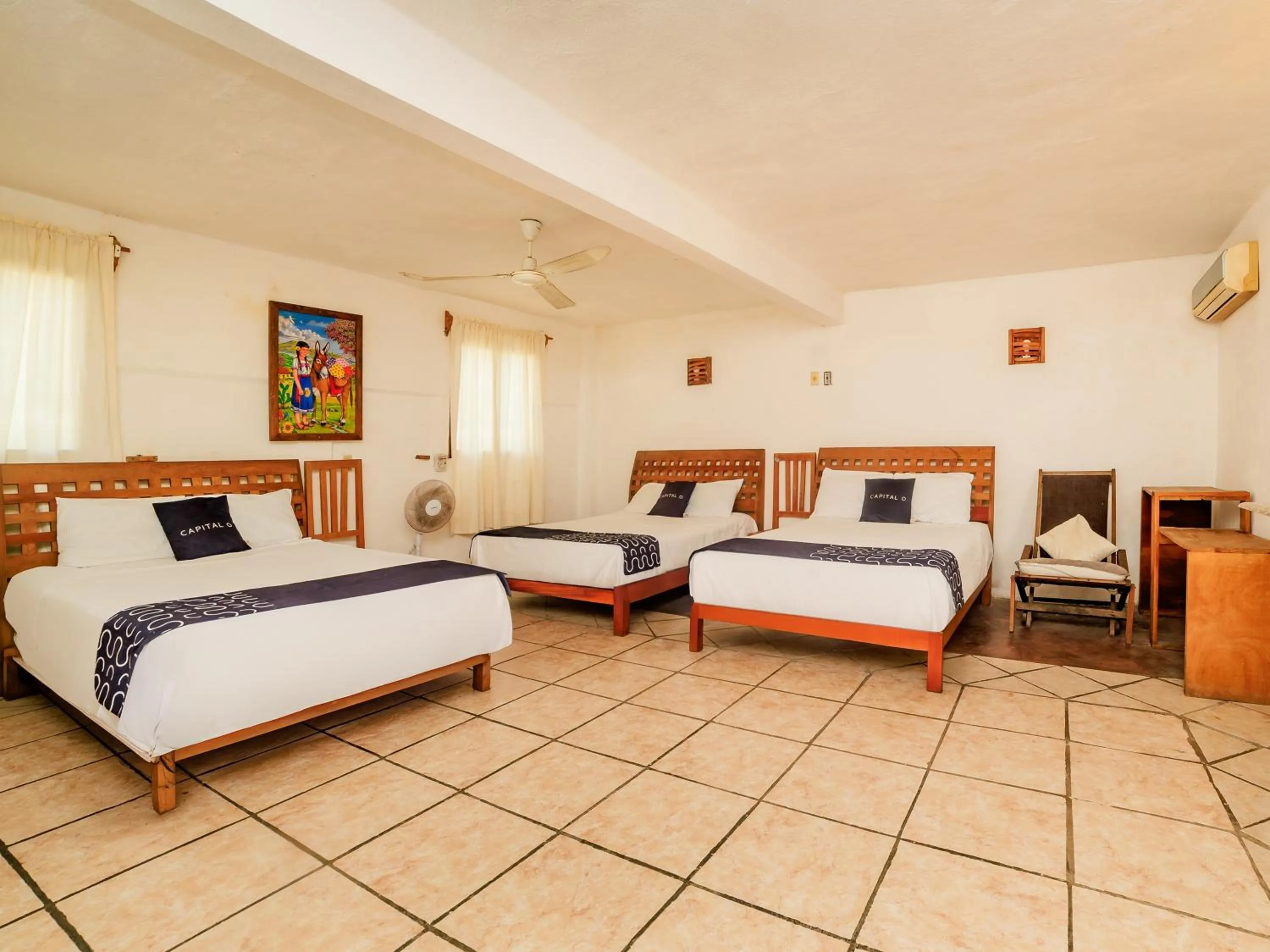 Standard Triple Room in Capital O Verdemar, Pie de la Cuesta