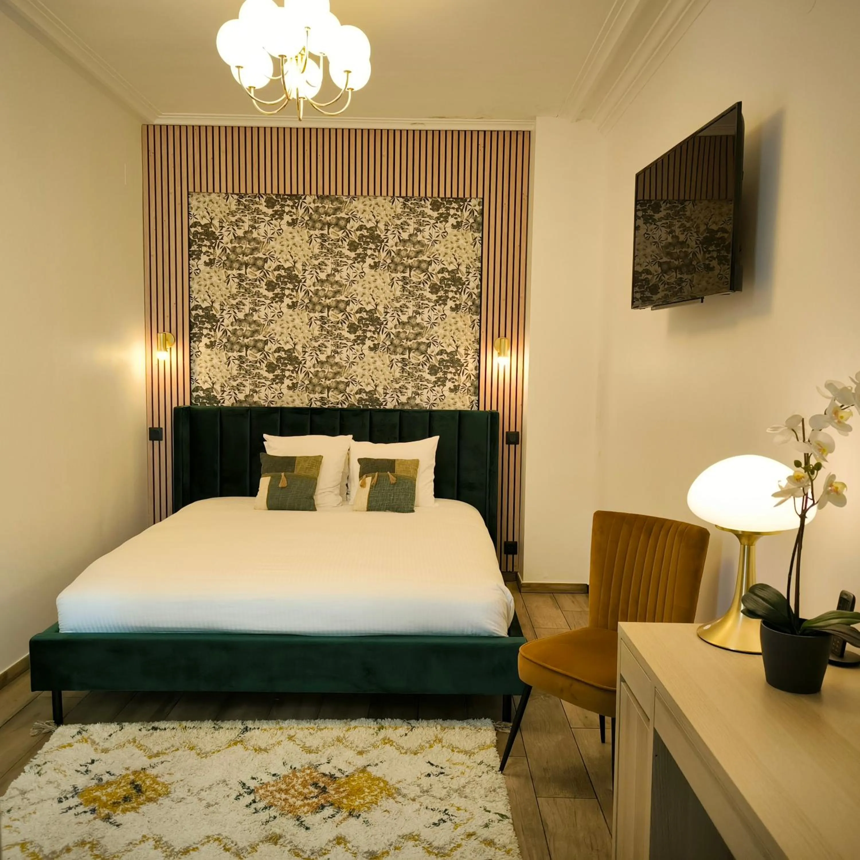 Superior Double Room in Hotel Le Twelve