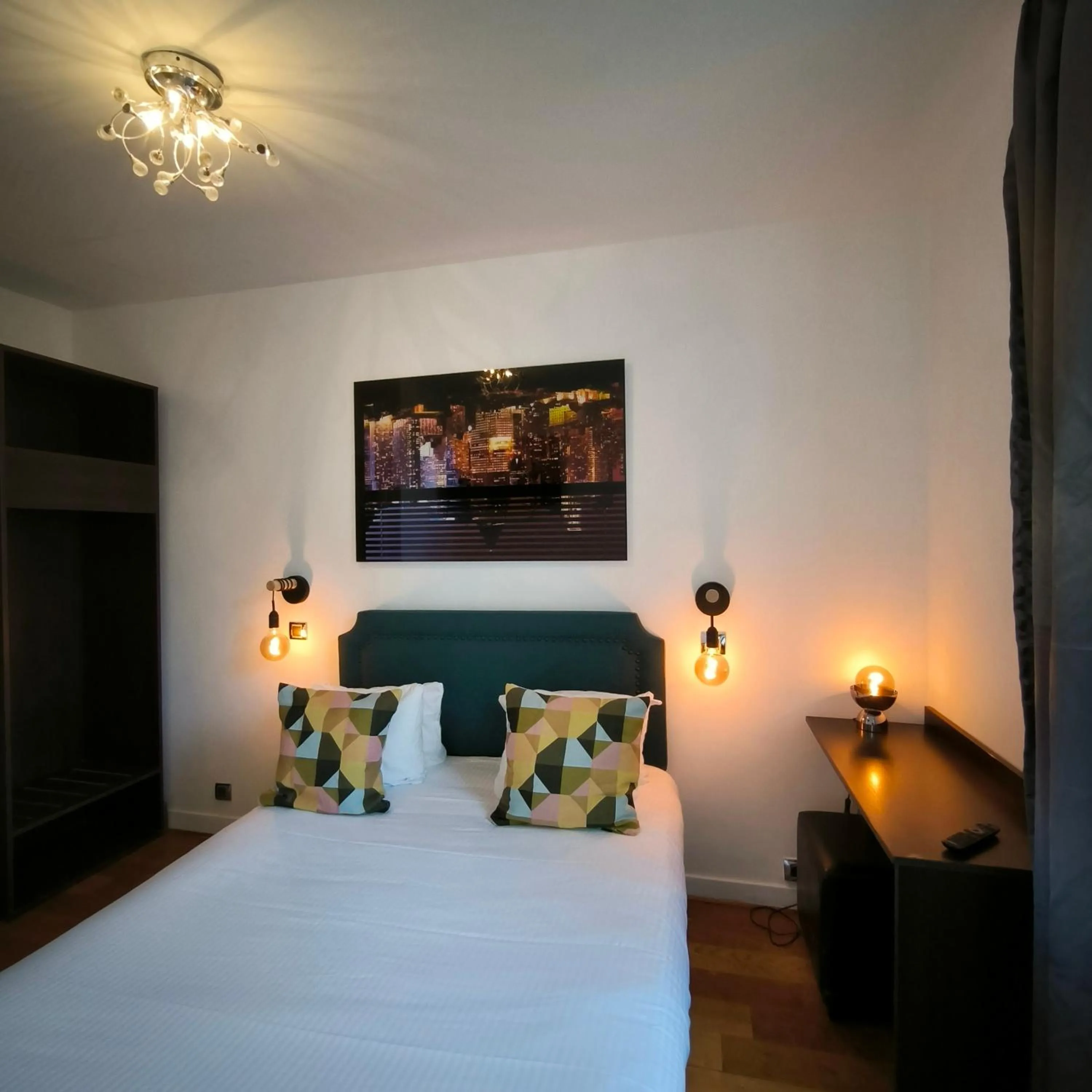 Classic Double Room in Hotel Le Twelve