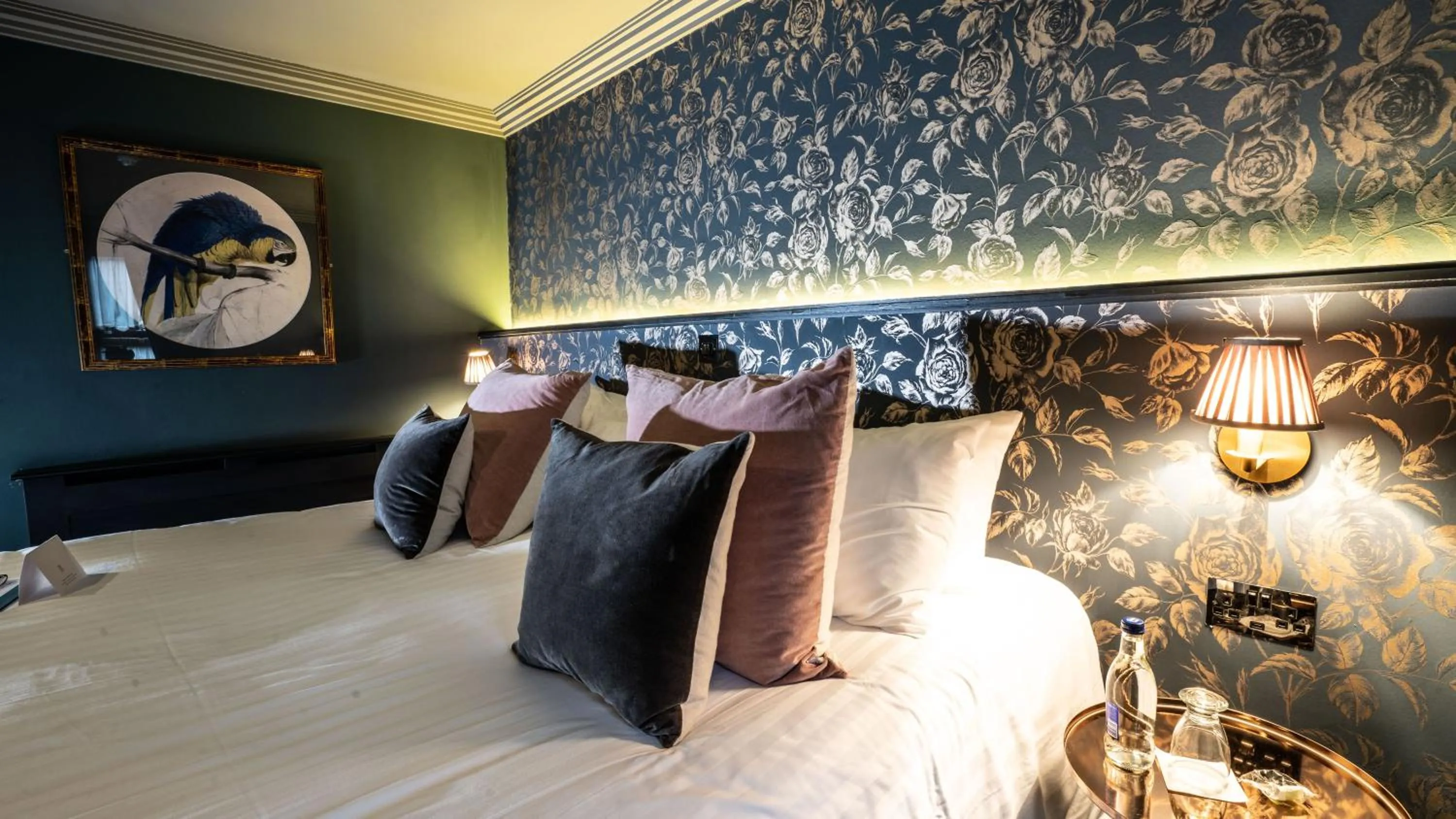 Deluxe King Room in House Belfast Hotel