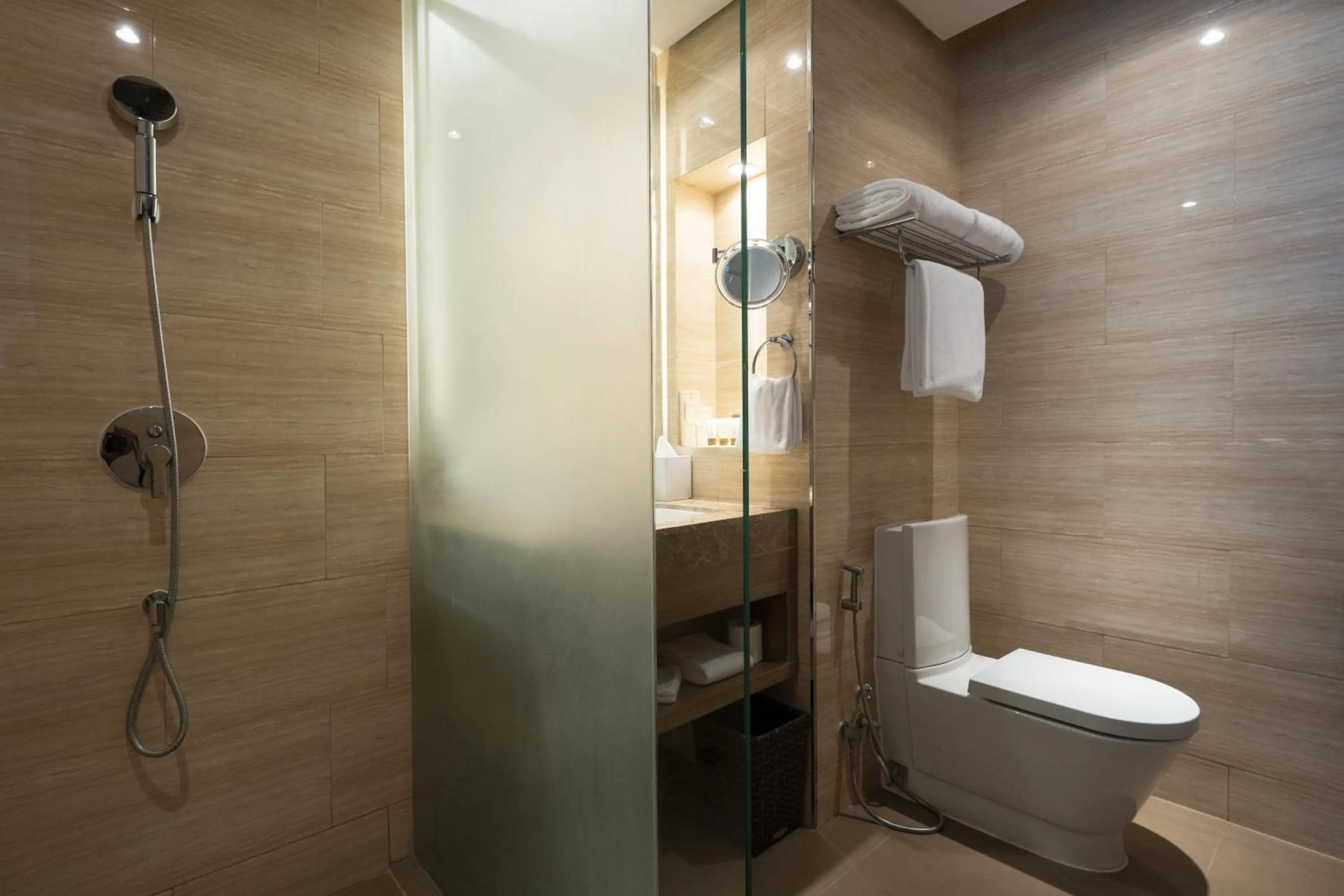 Deluxe Twin Room in Dusit Thani Mactan Cebu Resort