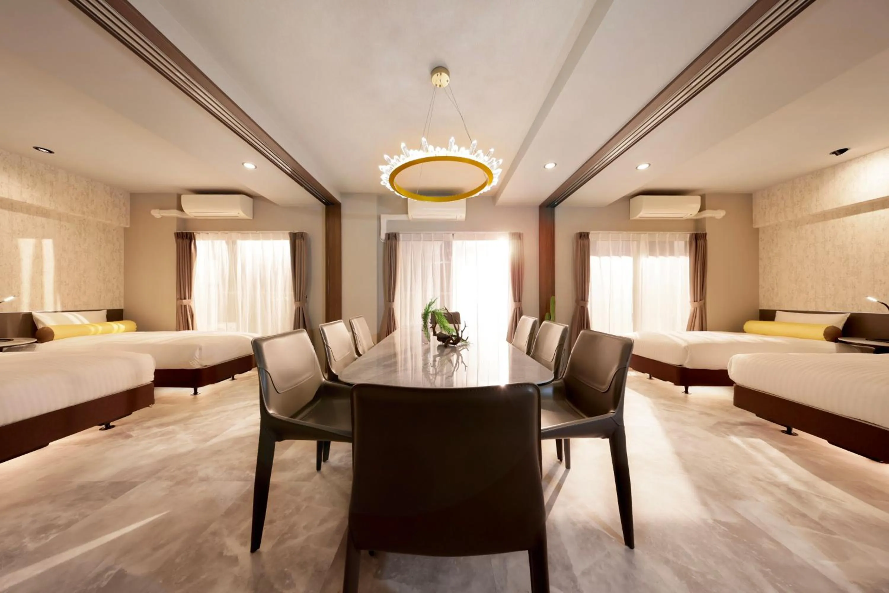 Dotombori Crystal Hotel 3