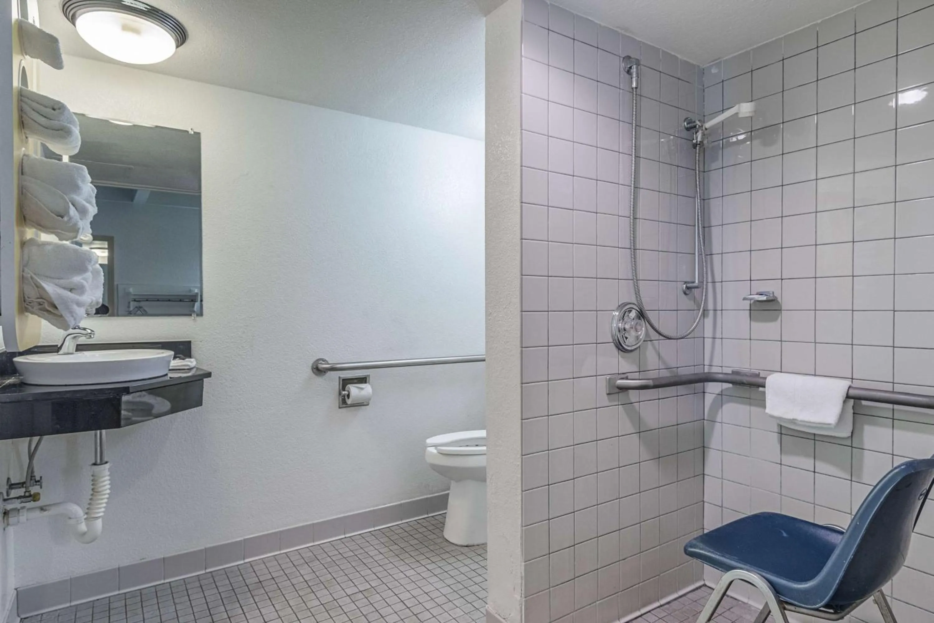 Queen Room - Disability Access - Roll in Shower in Motel 6-Kokomo, IN