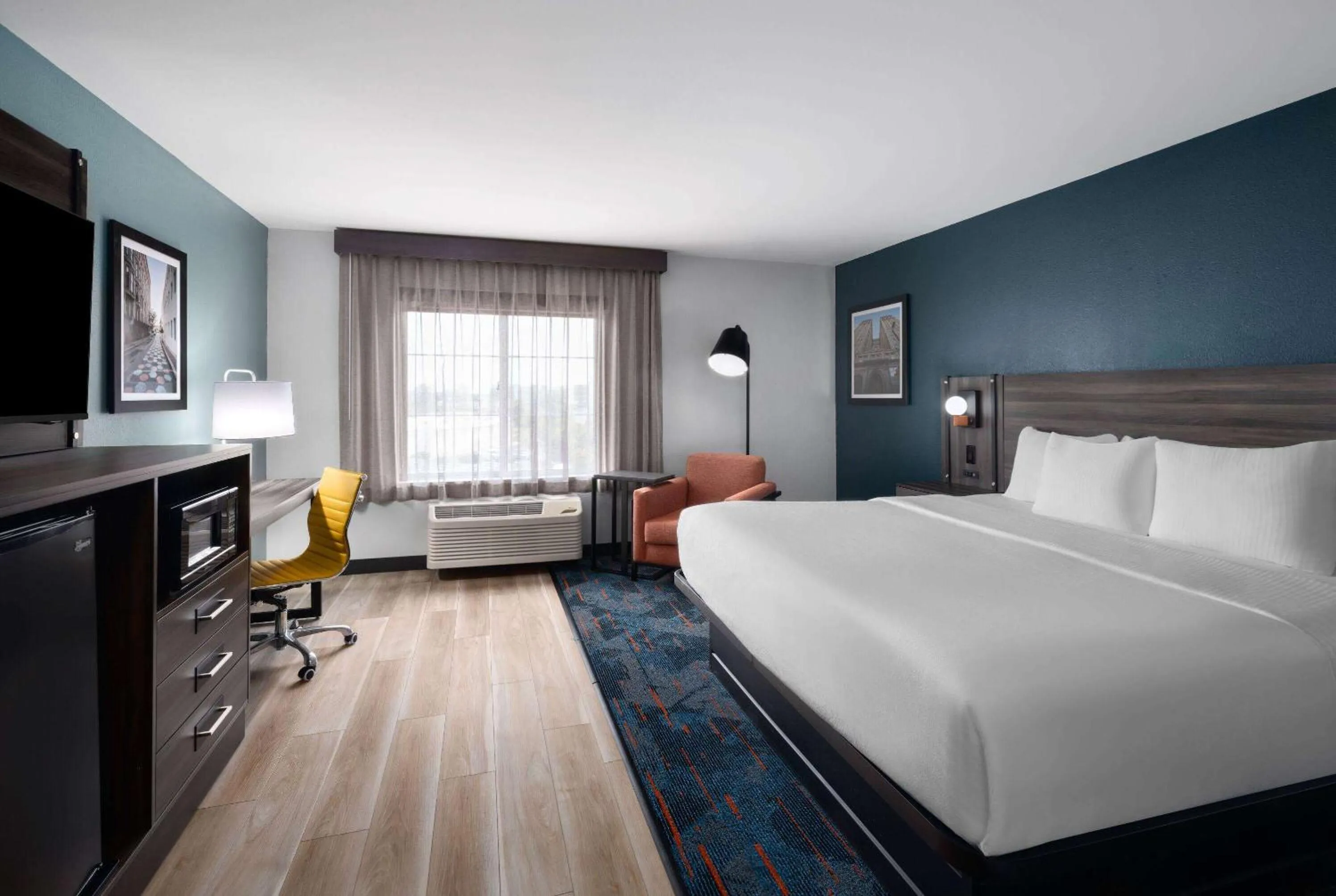 Deluxe King Room - Non-Smoking in La Quinta by Wyndham Greensboro NC