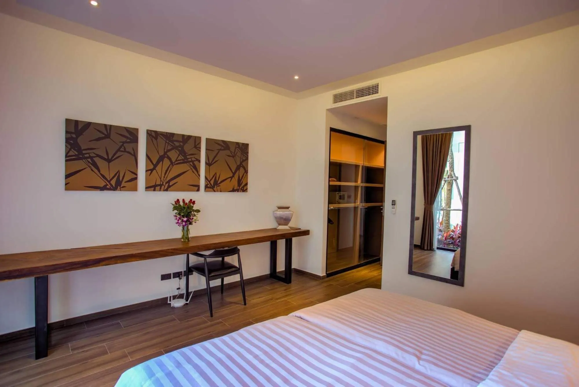 Apartment with Sea View in Ocean Rock Kalim