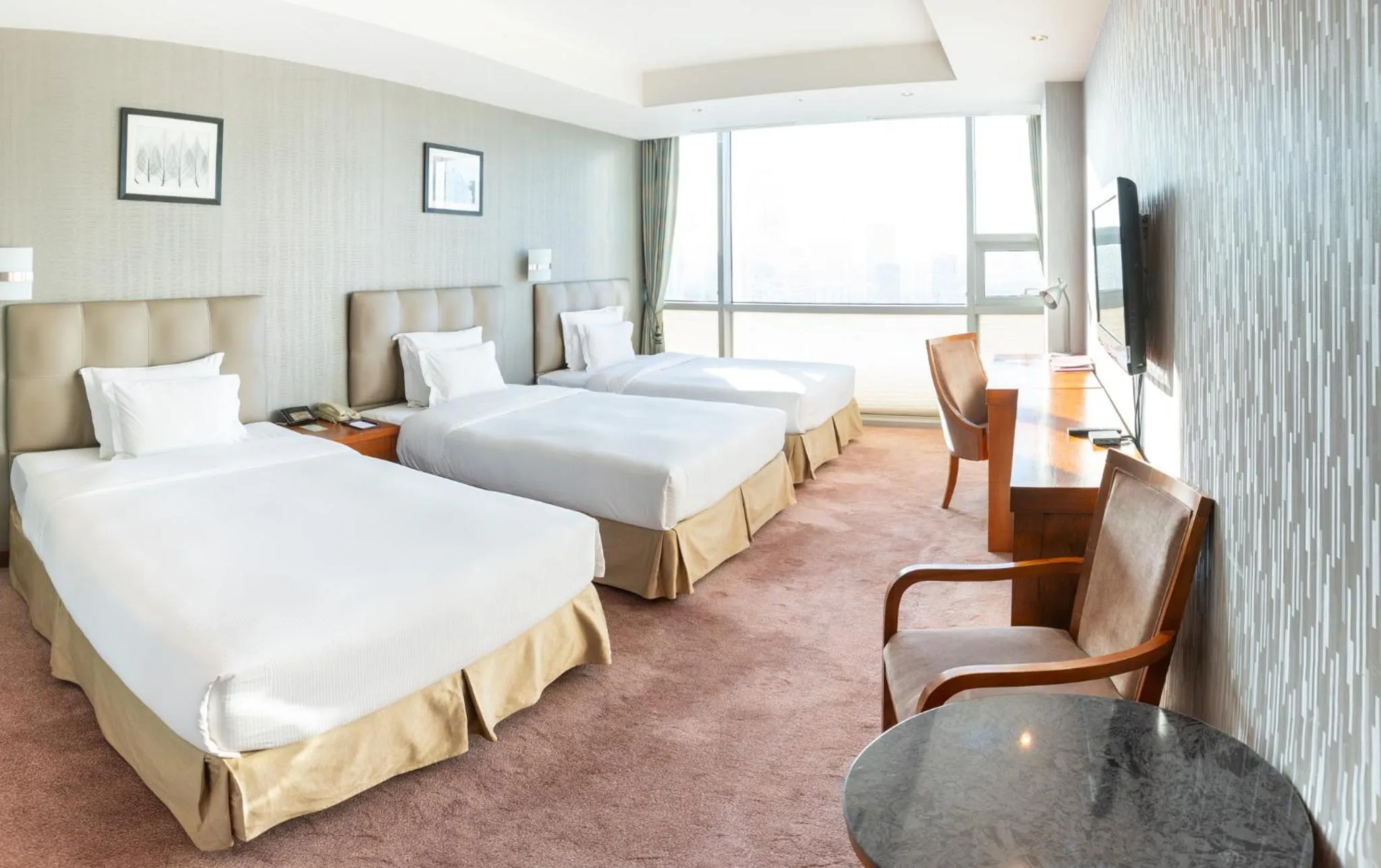 Deluxe Triple Room in The Blue Sky Hotel and Tower