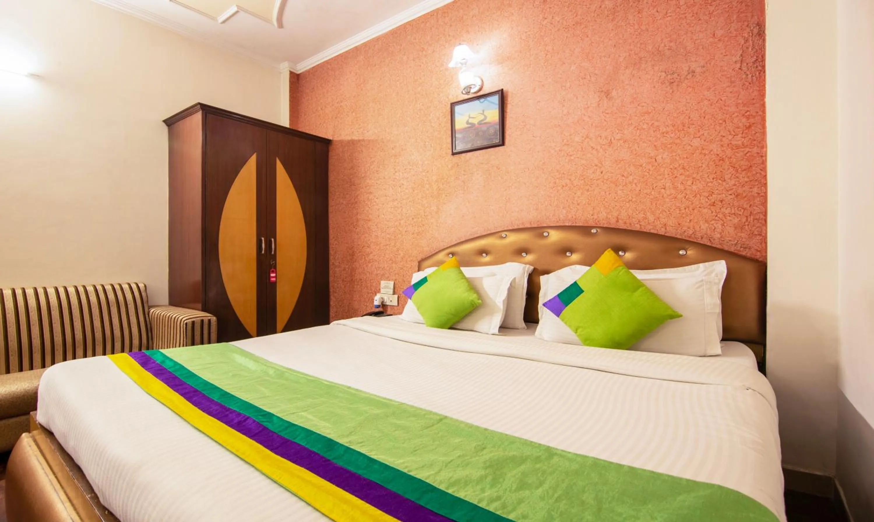 Deluxe Double Room - single occupancy in Treebo Paras International