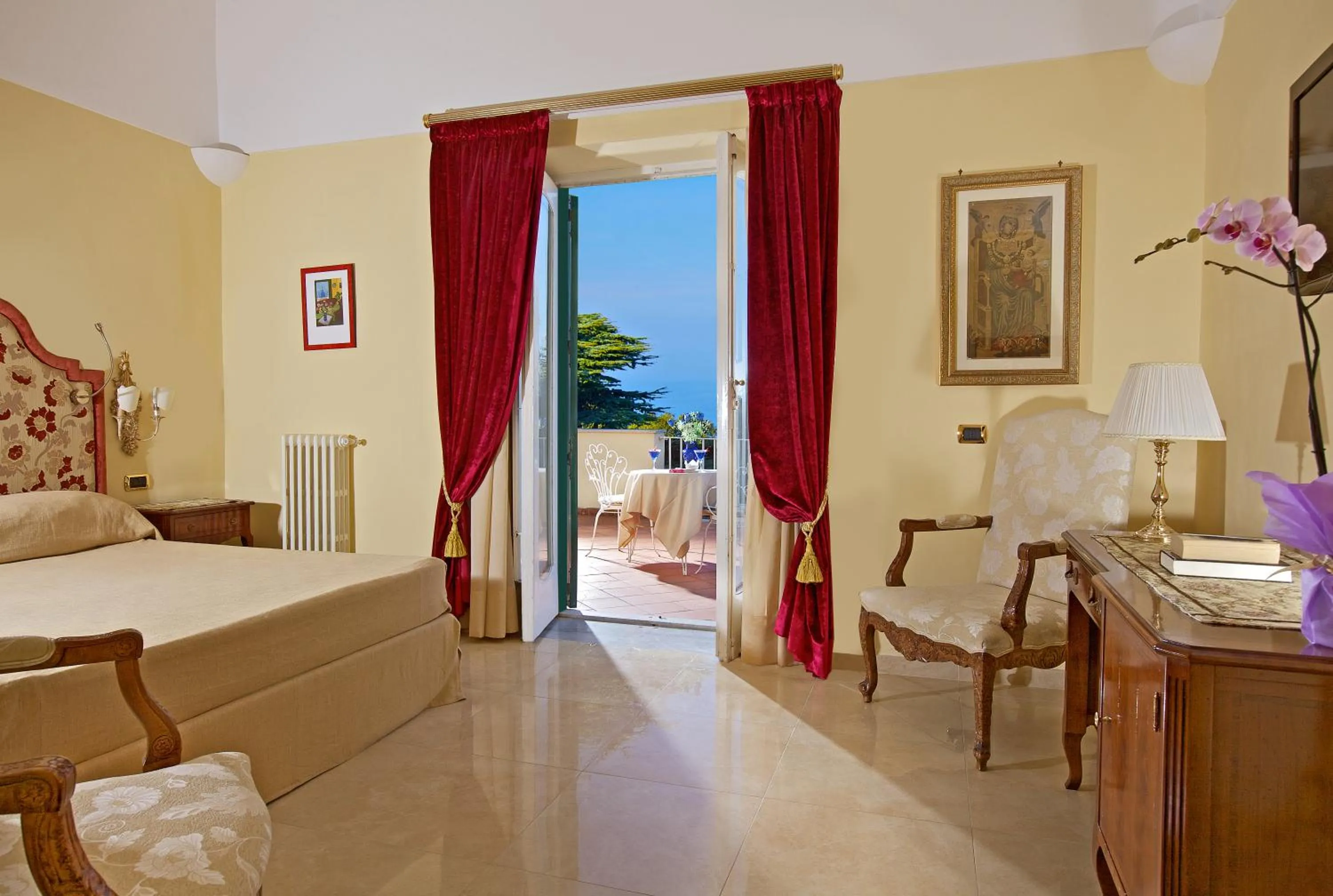 Superior Double Room with Sea View in Hotel San Michele